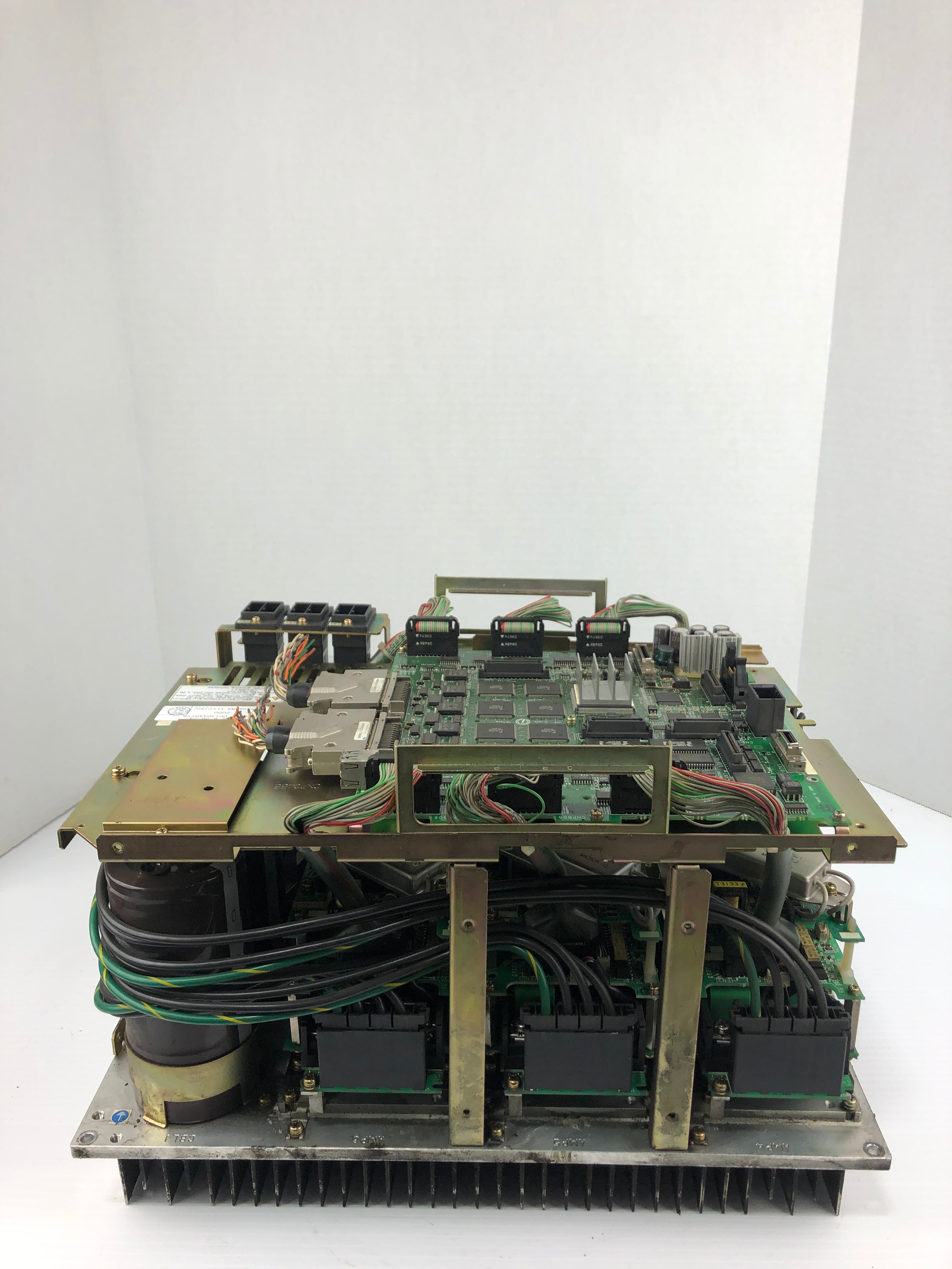 Yaskawa Electric CACR-UP130AABY18 Servo Controller