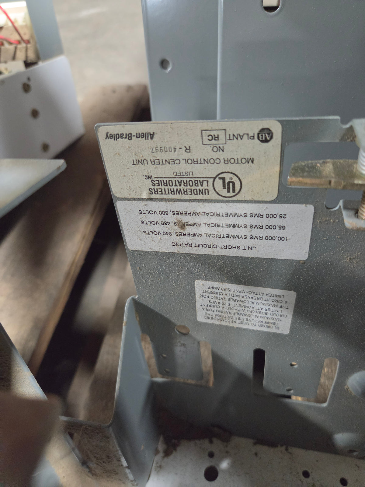 Allen Bradley 2193F-AKC MCC Bucket 50A 20A Dual Breaker Centerline 2100 No Door