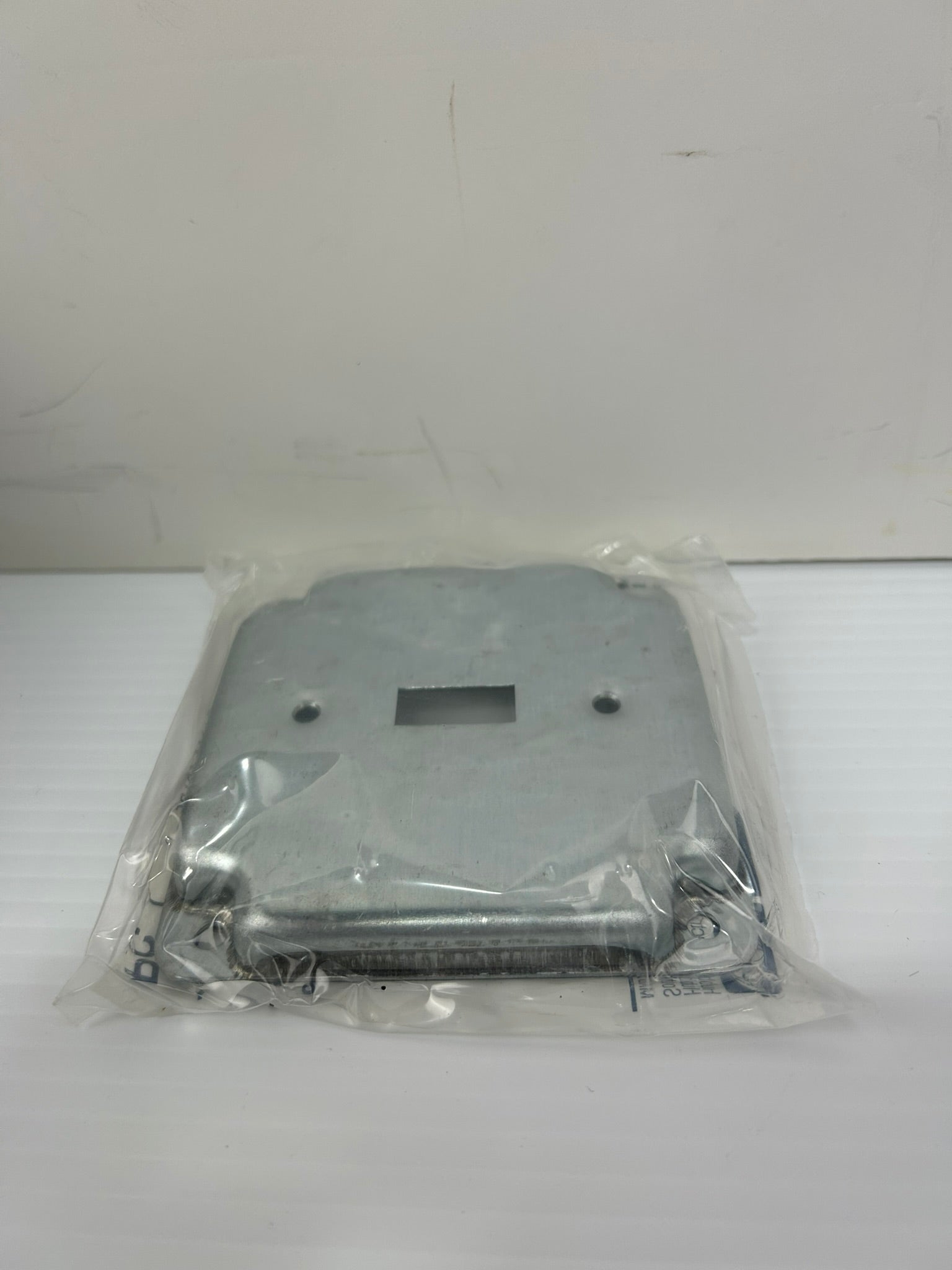 Raco Hubbell 800C Square Cover One Toggle Switch Plate 4" x 1/2" - Box of 10