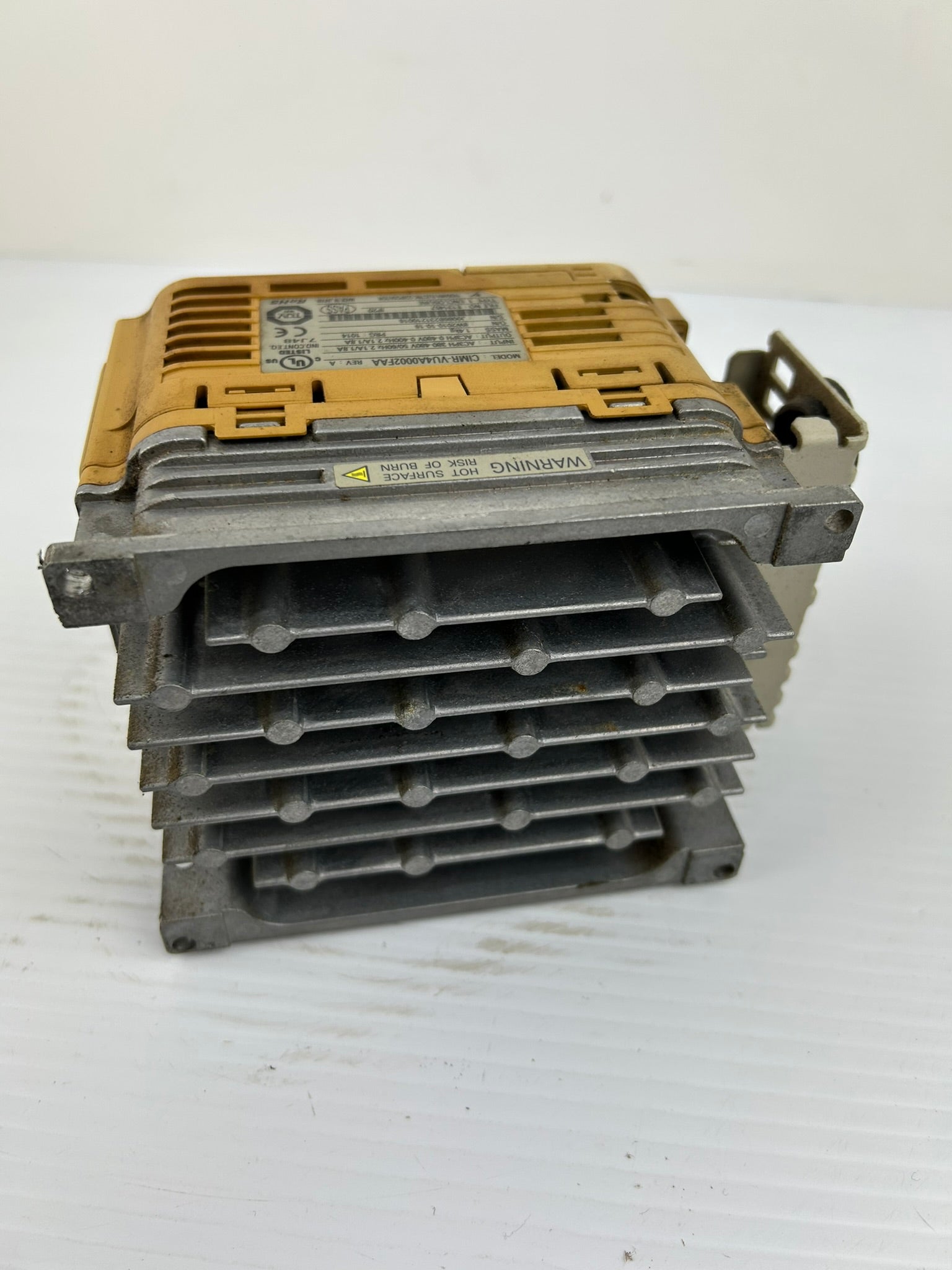 Yaskawa Electric CIMR-VU4A0002FAA AC Industrial Drive Rev A V1000