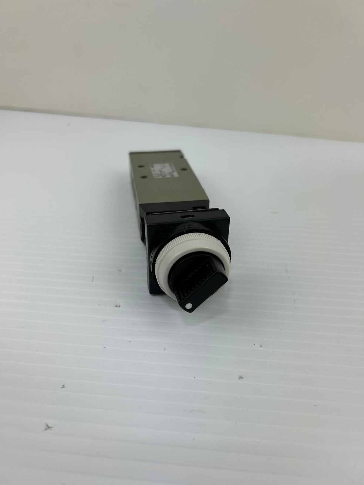 SMC VFM250-02-34B Valve