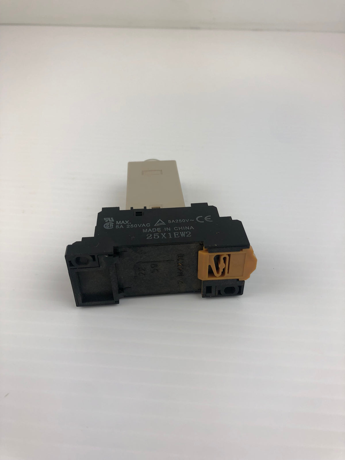 Omron H3Y-2 Timer DC24V With Base 25X1EW2