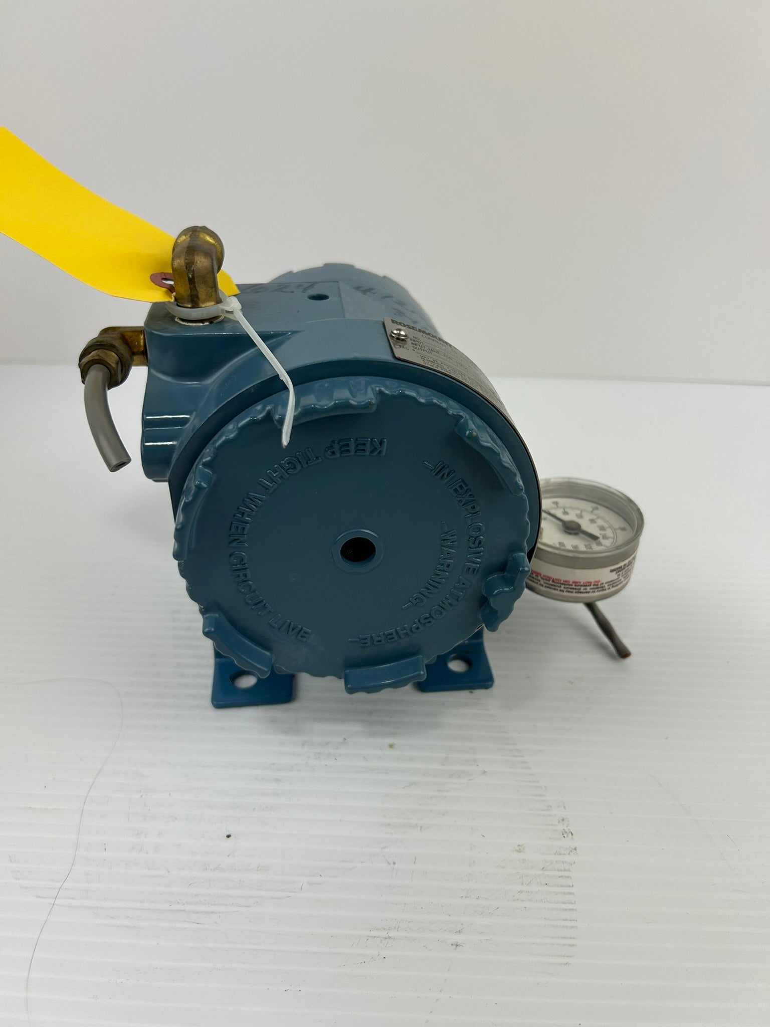 Rosemount 3311DS1J1B1 Pressure Transducer with Gauge 0-60 PSI