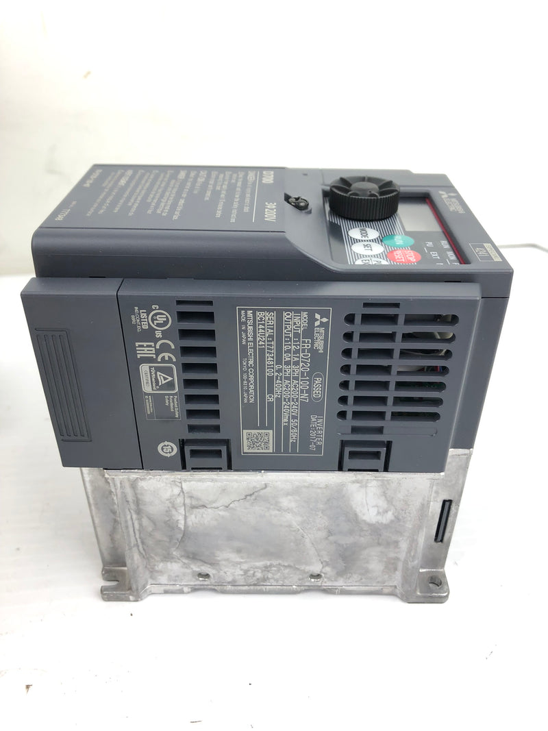 Mitsubishi FR-D720-100-N7 VFD Inverter Drive Compact