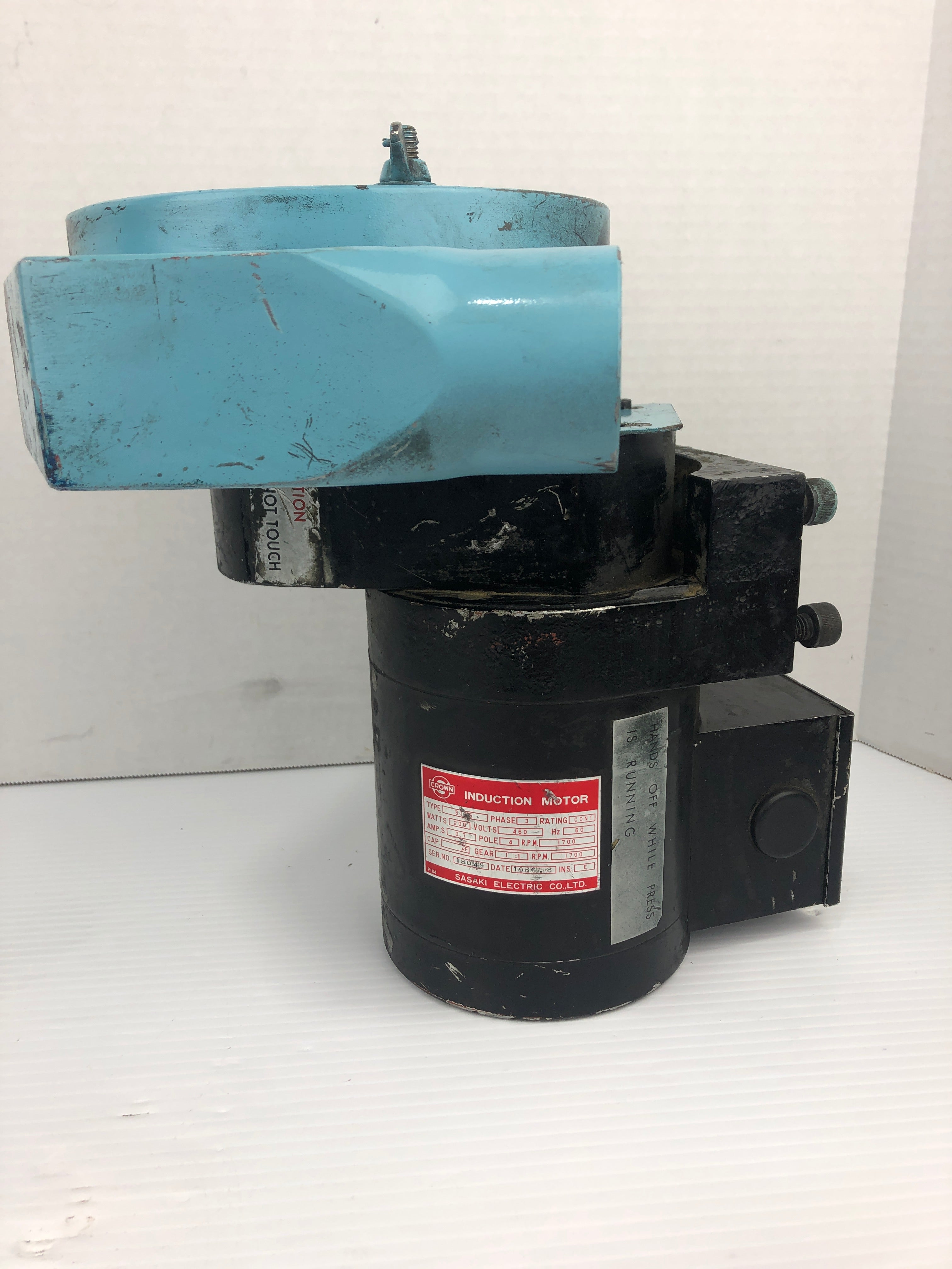 Sasaki Electric 5115 Crown Induction Motor with Guard 200W 1700 RPM 3PH 1:1
