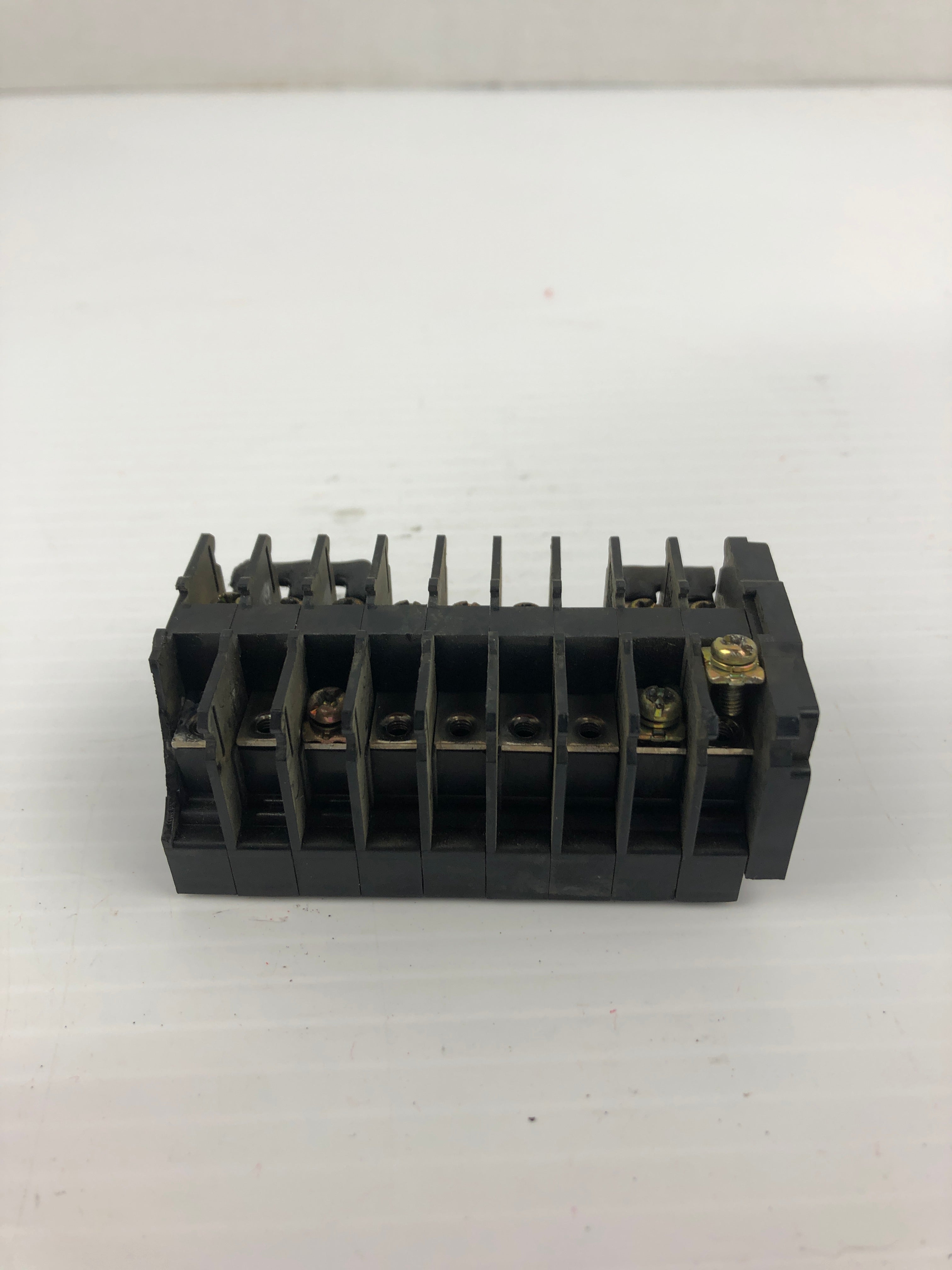 Idec BN15W Terminal Block 600V 1.25mm² 9P