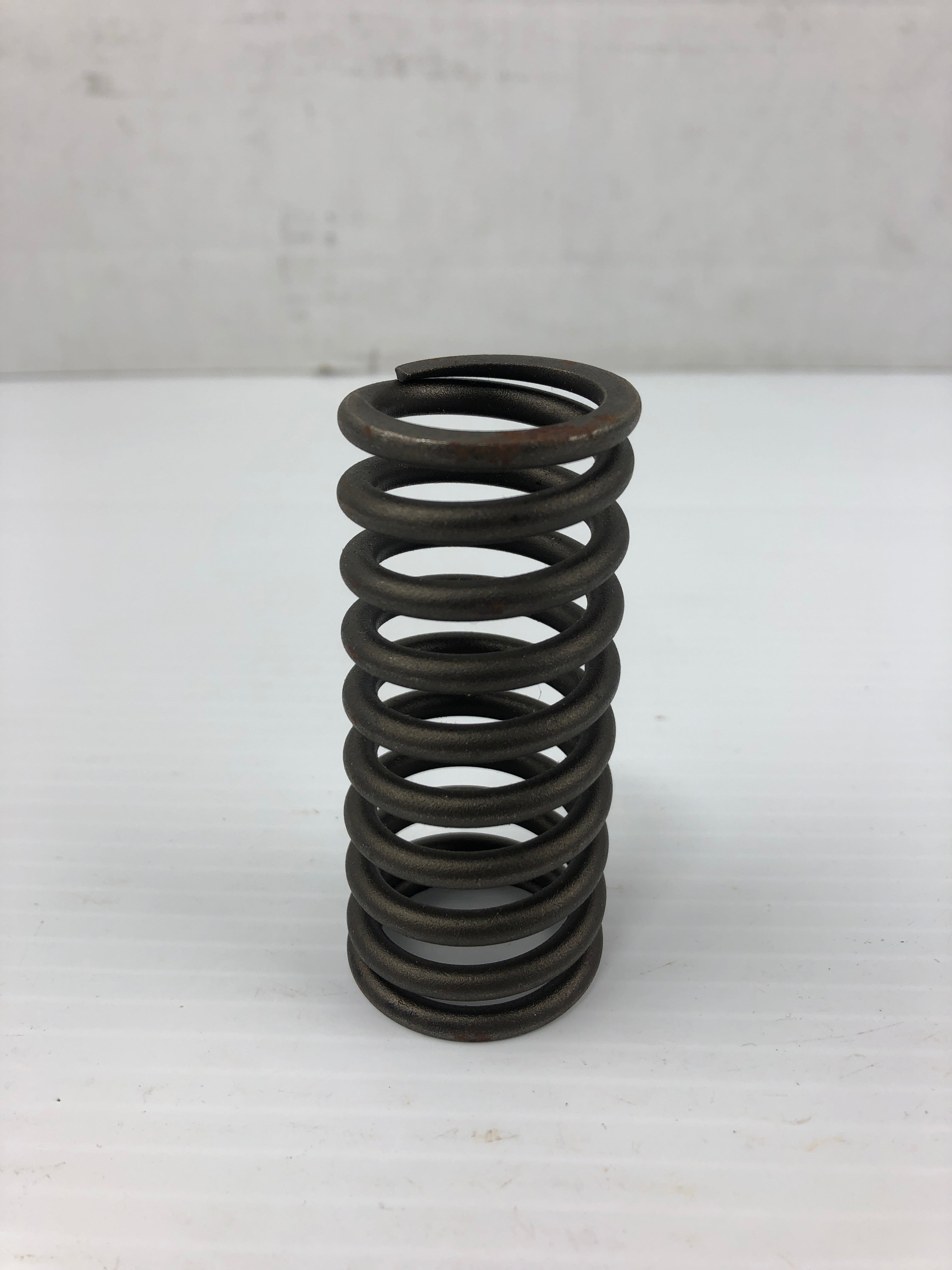 Clevite 2121090 Engine Valve Spring 212-1090