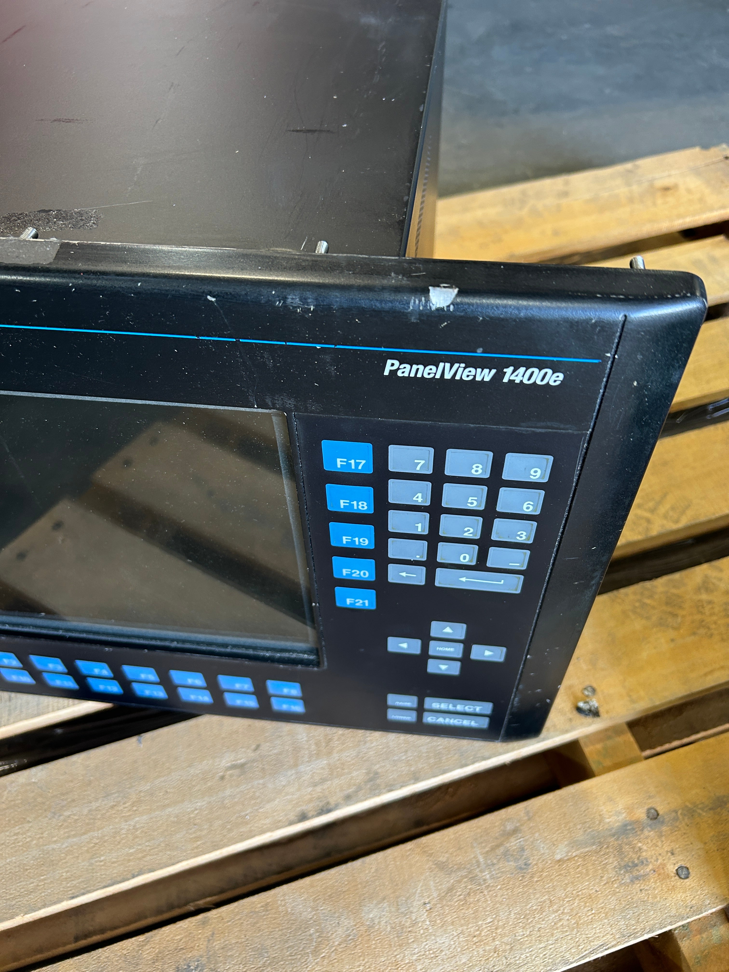 Allen Bradley 2711E-K14C6 PanelView 1400e Series G Rev A FRN 5.15 PLC Panel