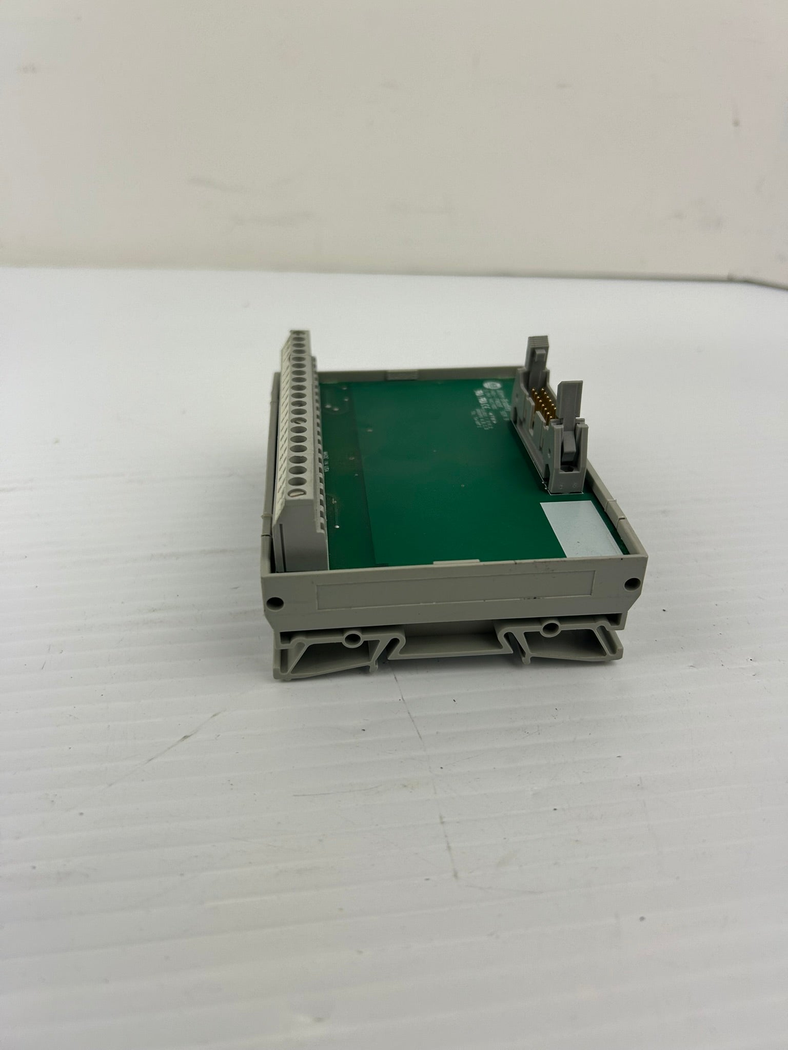 Allen Bradley 1492-IFM20F Interface PLC Module Series B