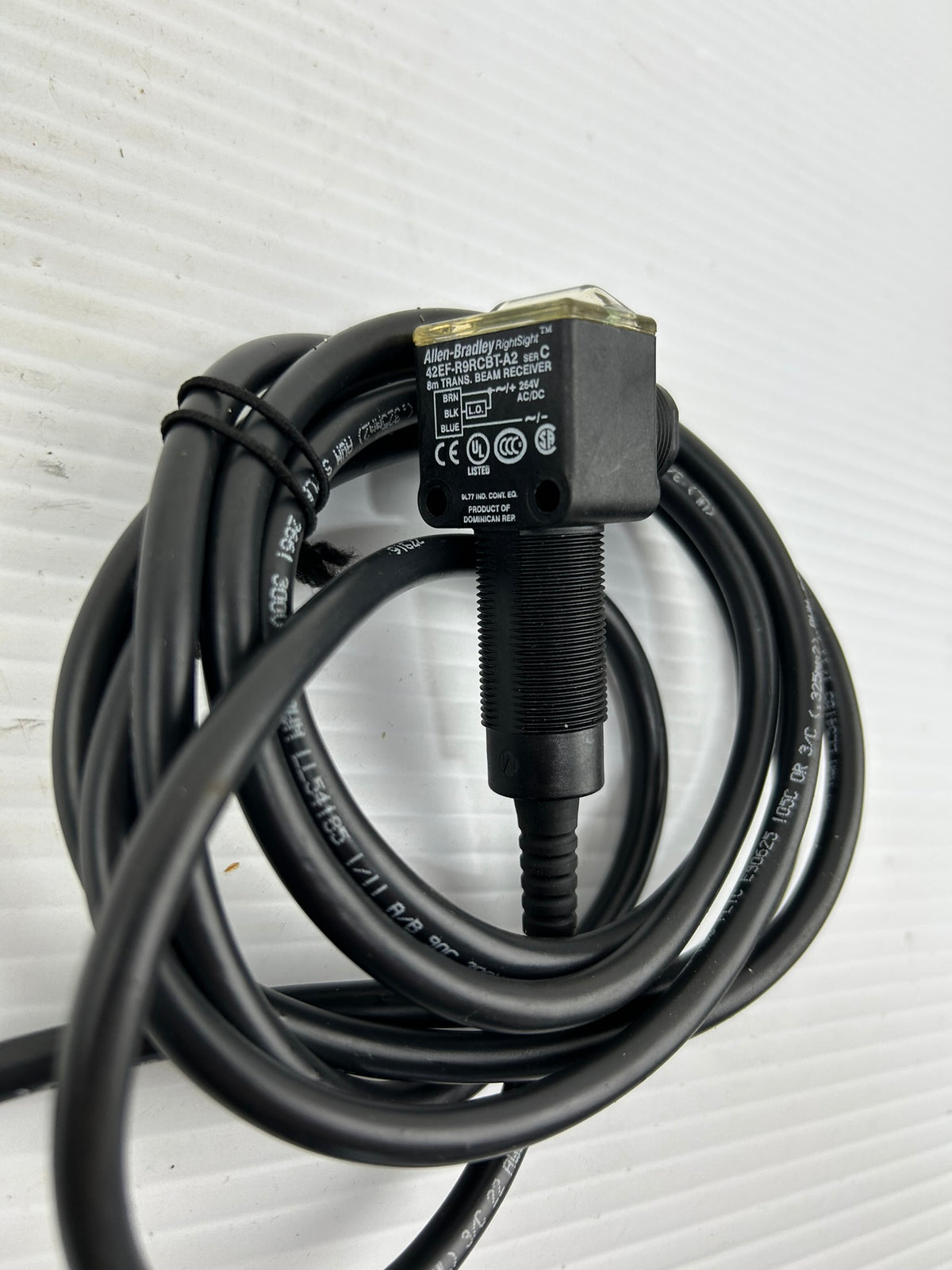 Allen Bradley 42EF-R9RCBT-A2 Polarized Retroreflective Sensor Photoswitch Ser. C