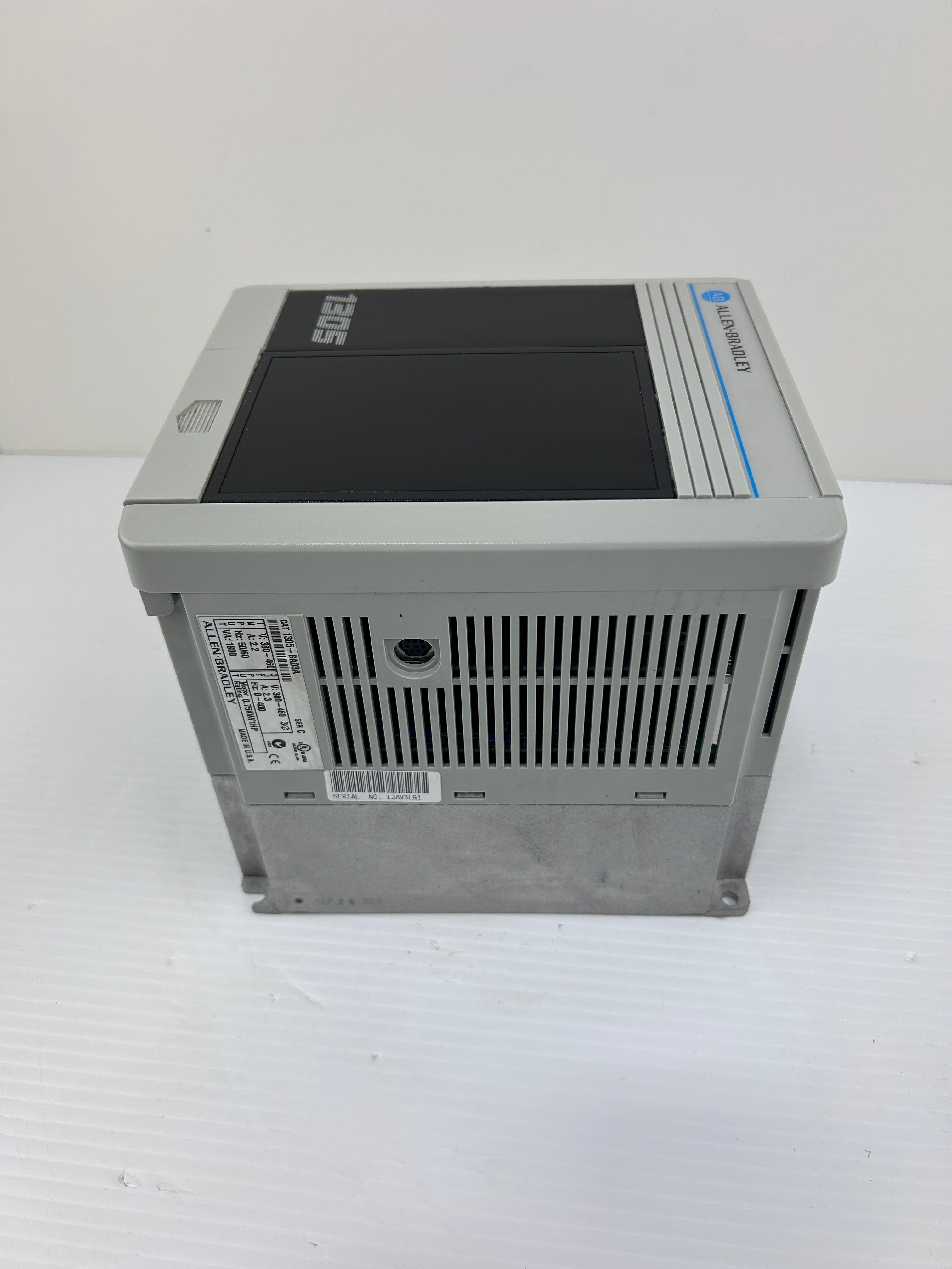 Allen-Bradley 1305-BA03A Adjustable Frequency AC Drive Bulletin 1305 1HP