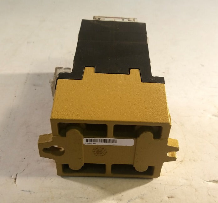 Allen-Bradley 700-P800A1 AC Relay Series D Direct Drive 12 Pole 120VAC