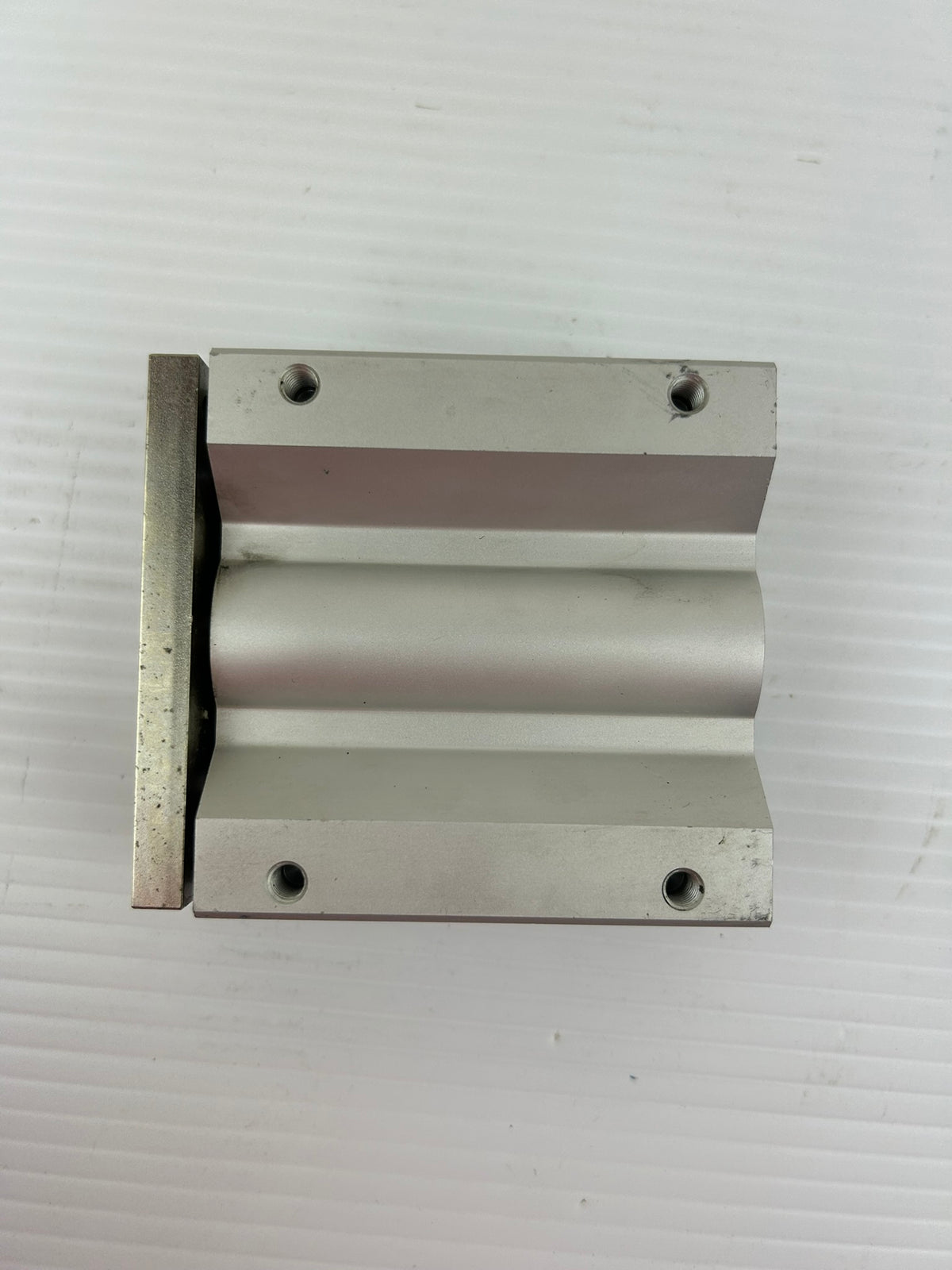 SMC MGQM25TN-50 Compact Guided Pneumatic Cylinder 25mm Bore 50mm Stroke 145 PSI