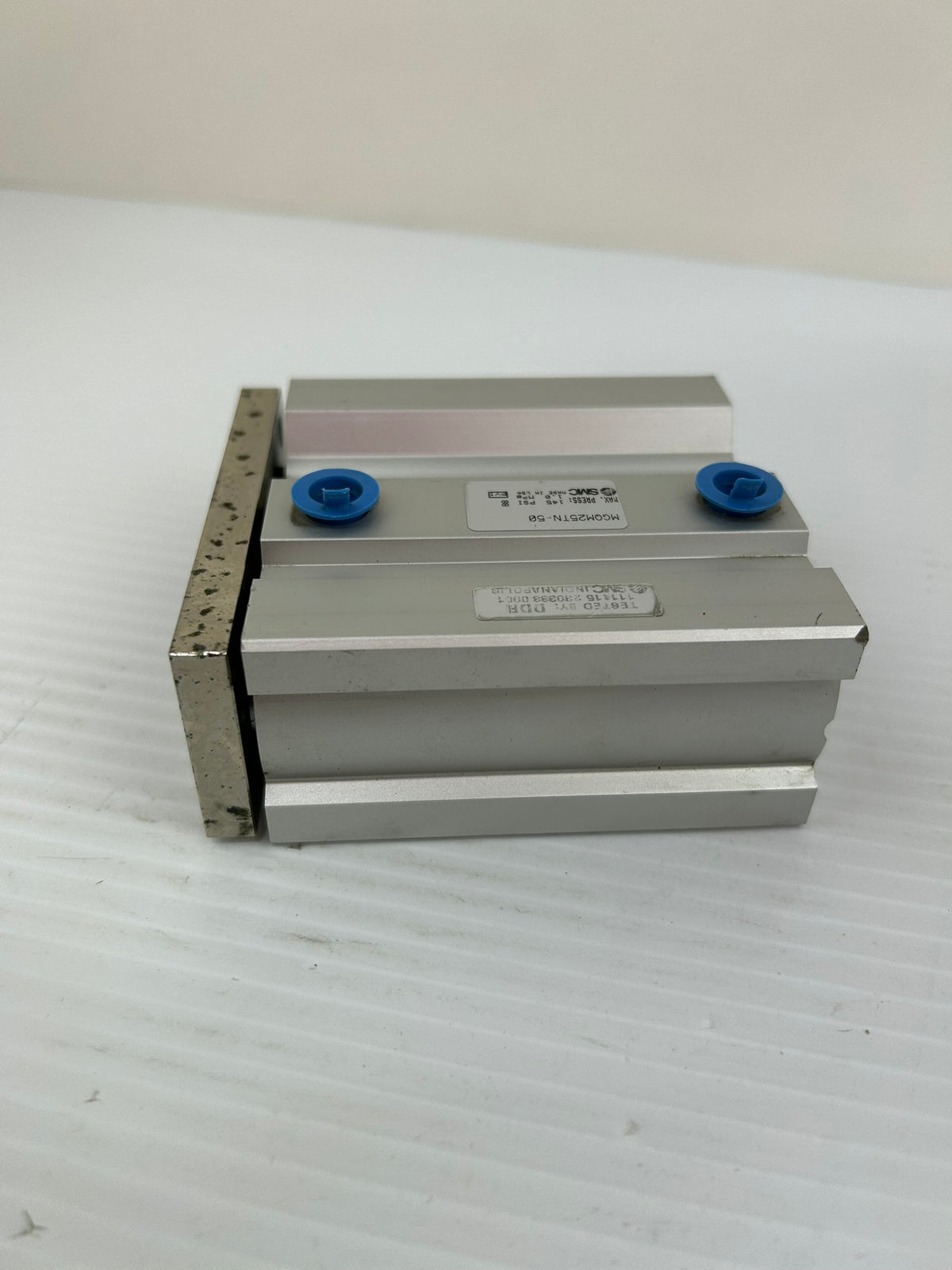 SMC MGQM25TN-50 Compact Guided Pneumatic Cylinder 25mm Bore 50mm Stroke 145 PSI