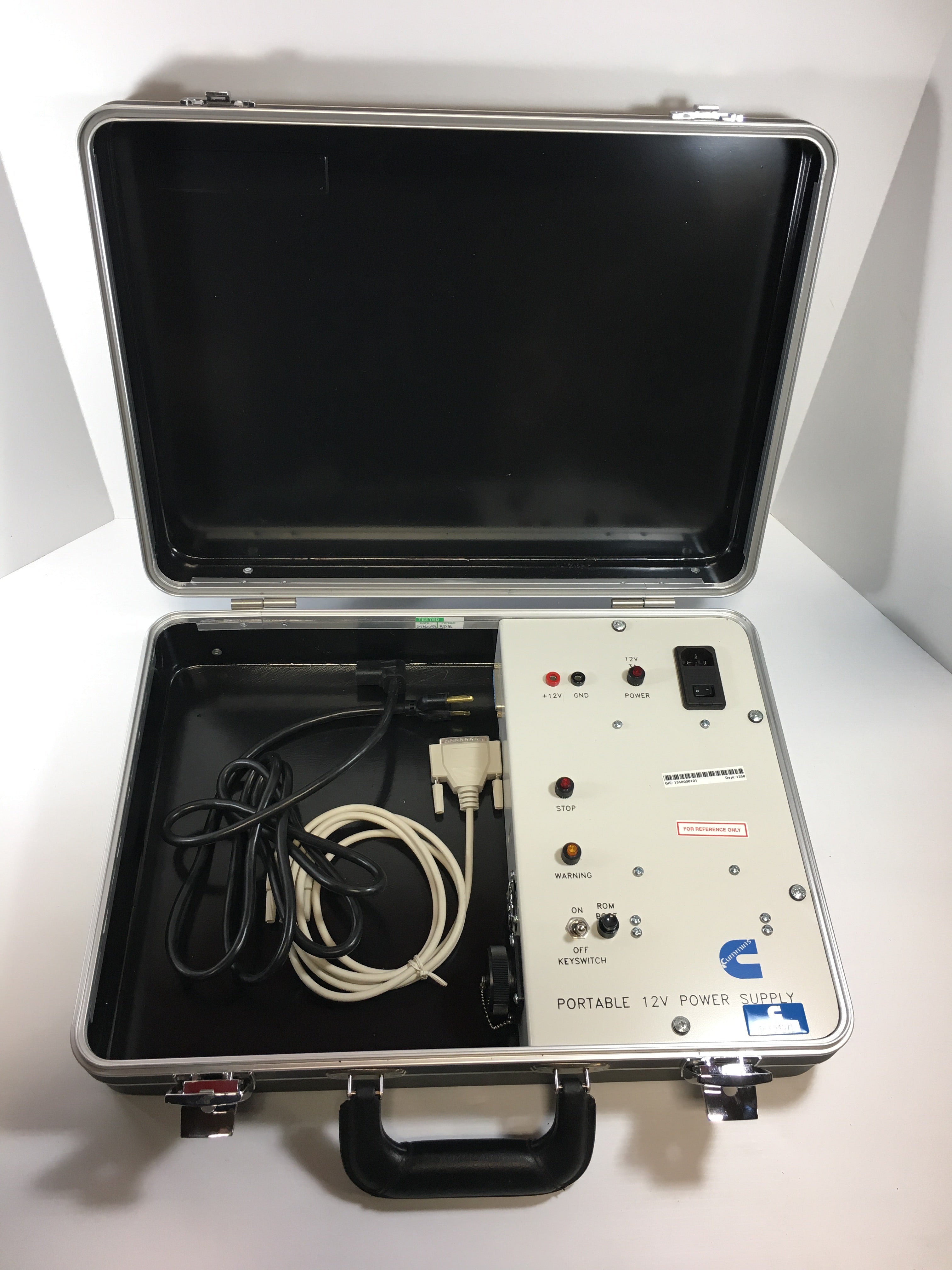 Cummins Portable DS004579 12V Power Supply