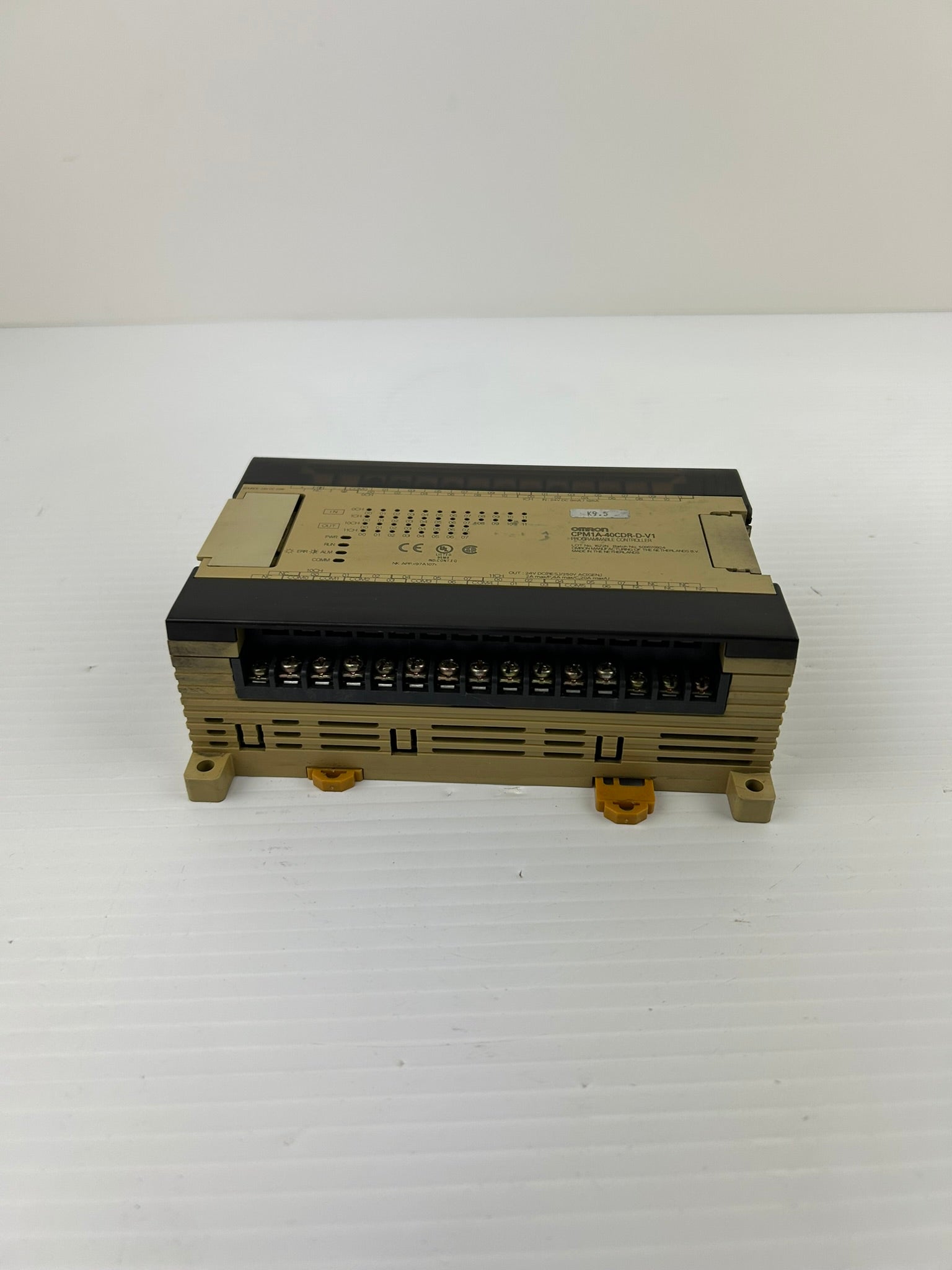 Omron CPM1A-40CDR-D-V1 Programmable Controller