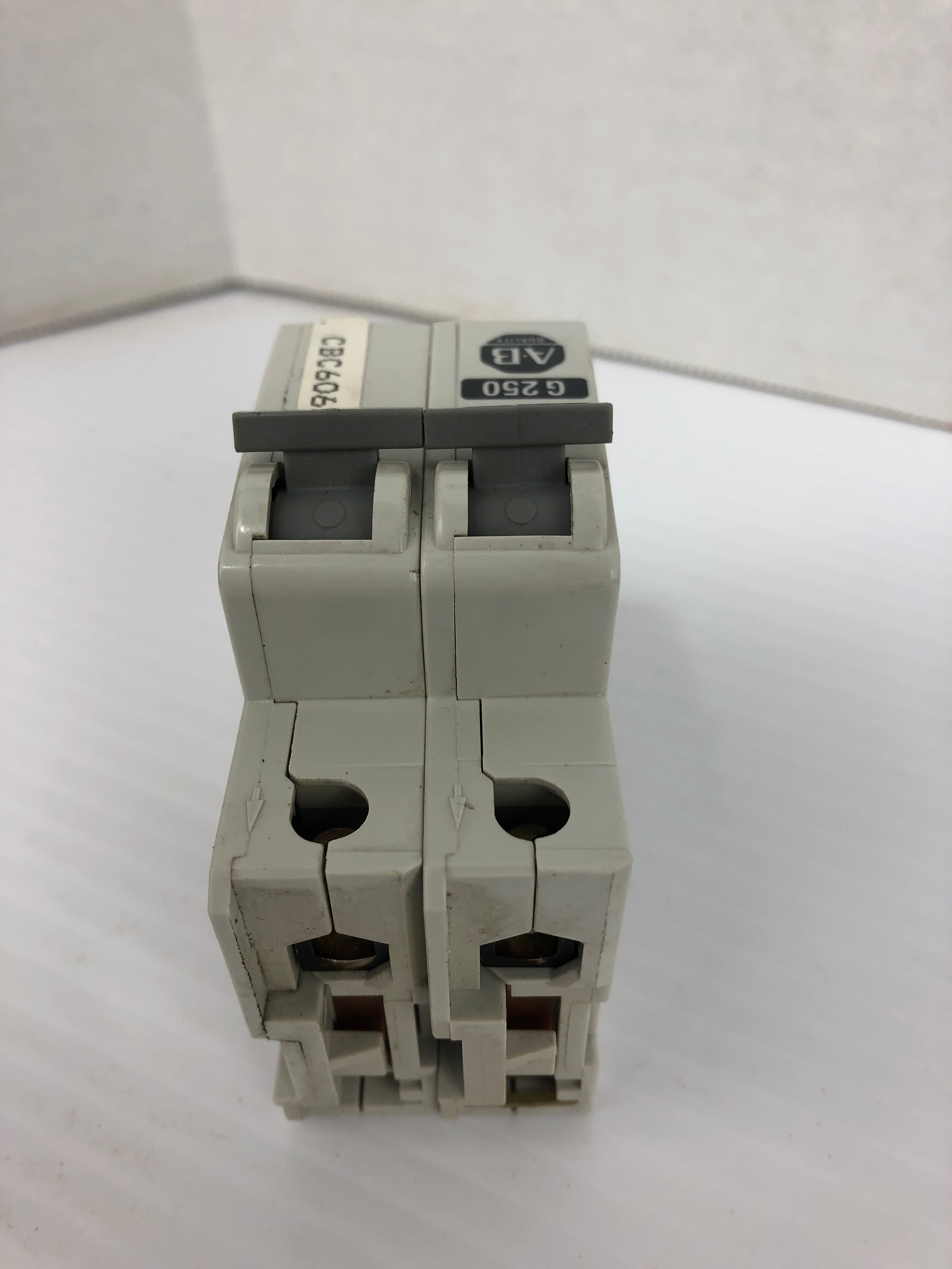 Allen Bradley 1492-CB2 Circuit Breaker Ser. A G250 25A 2P