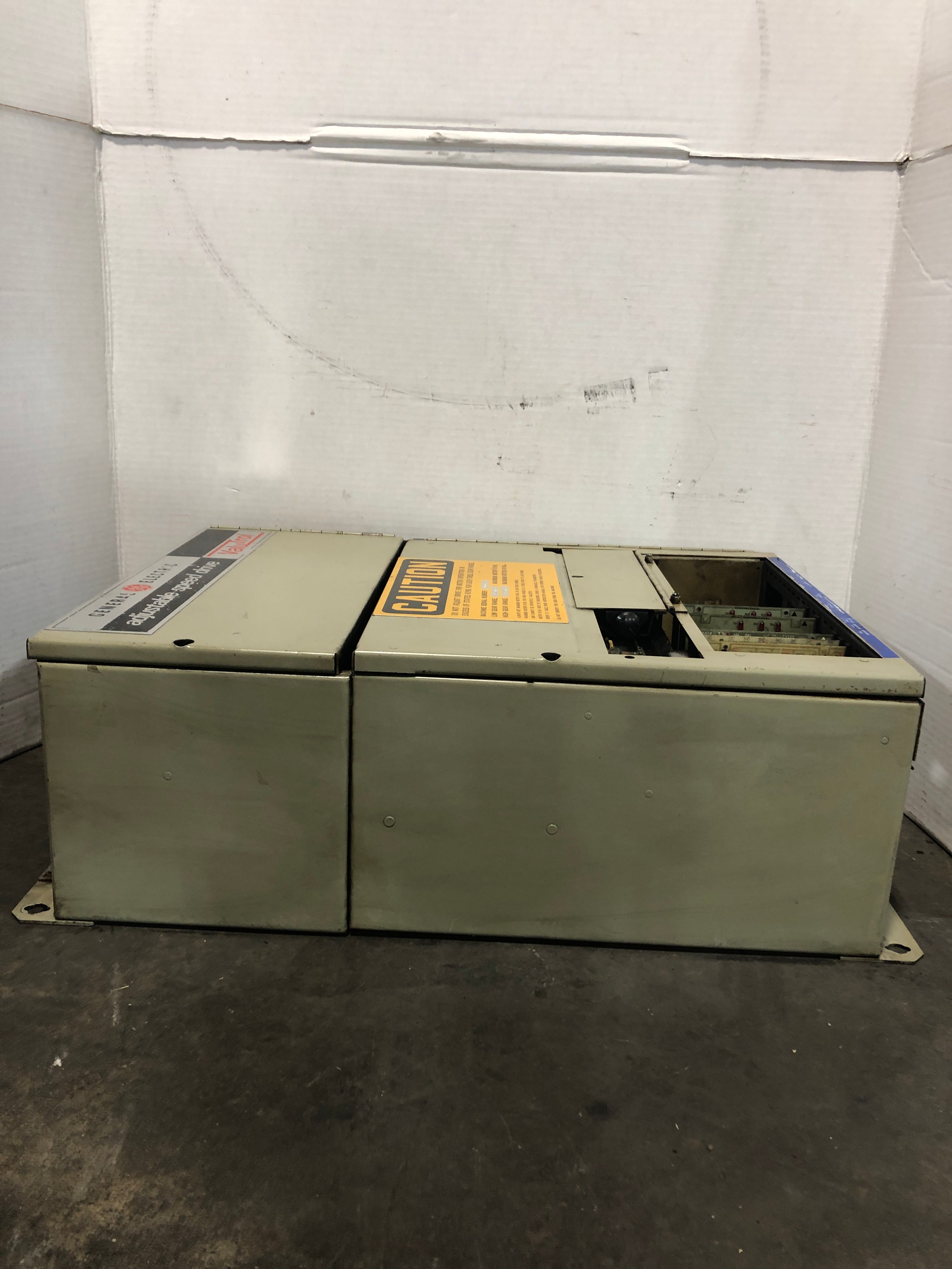 General Electric 353X961YBG01 D-C Adjustable Speed Drive 230/460V 270/135A 75HP
