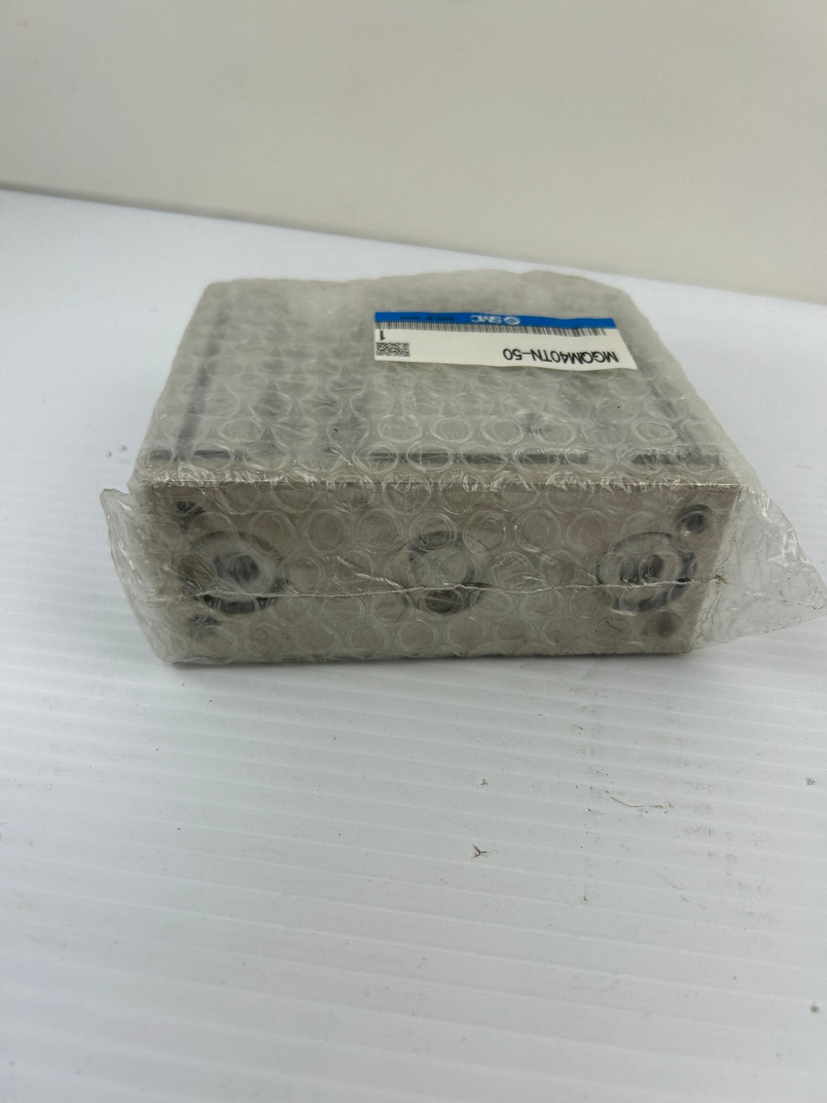 SMC MGQM40TN-50 Pneumatic Air Cylinder Actuator New