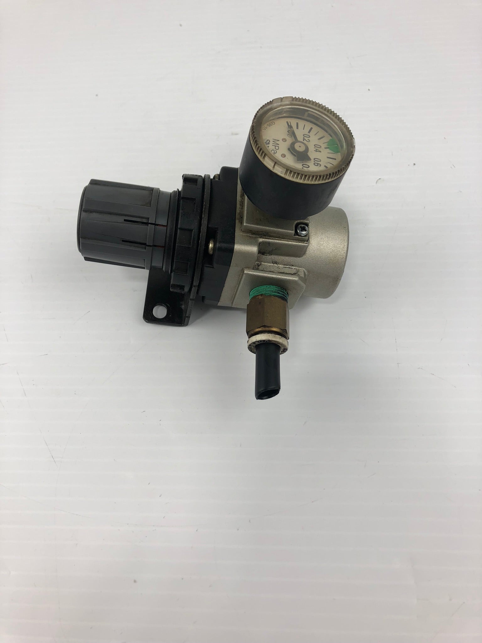 SMC AR30K-03BG-YB Regulator 0.05 ~ 0.85 MPa