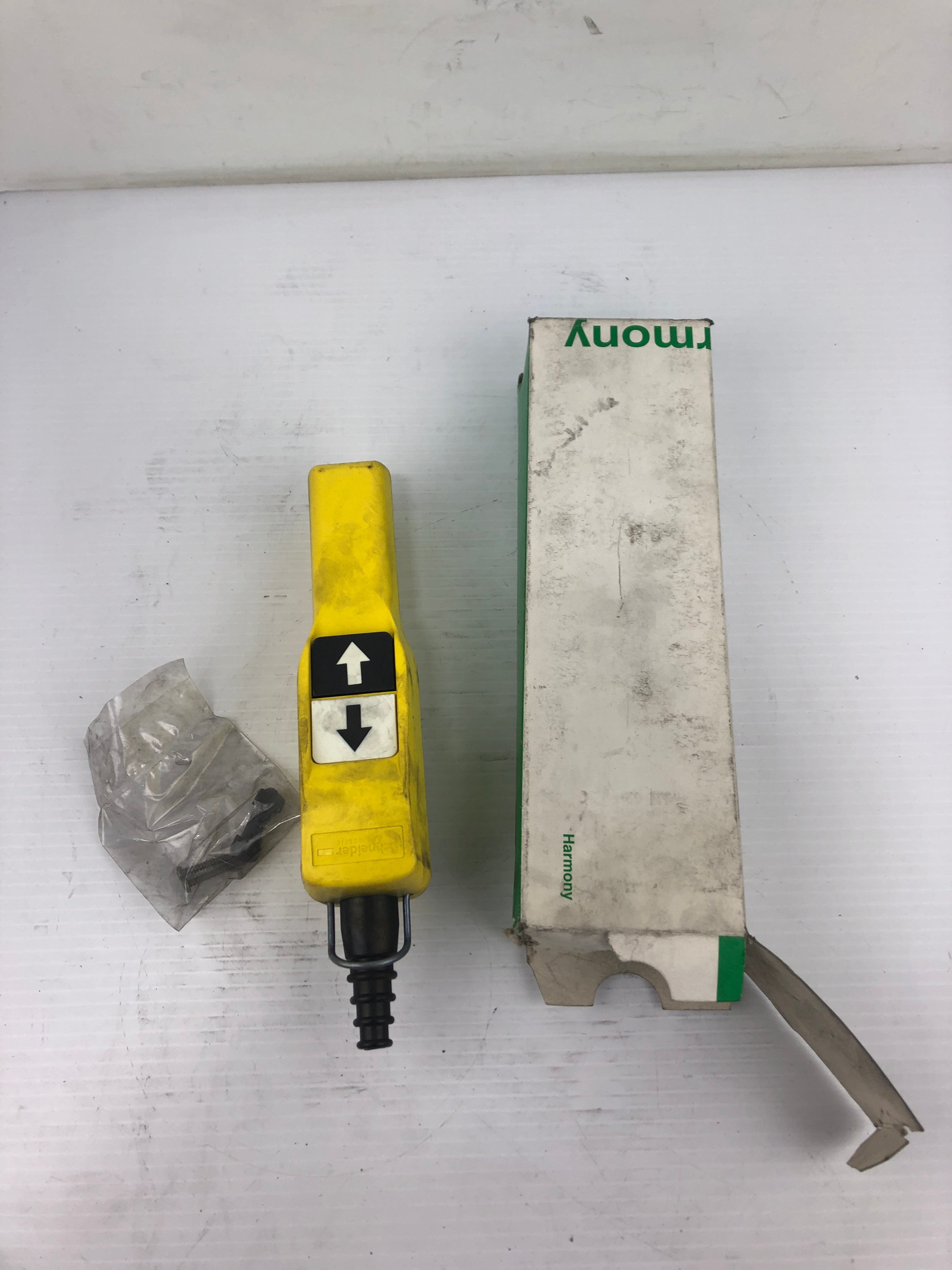 Schneider Electric XAC A201 Pendant Control Station 2EV30 XACA201