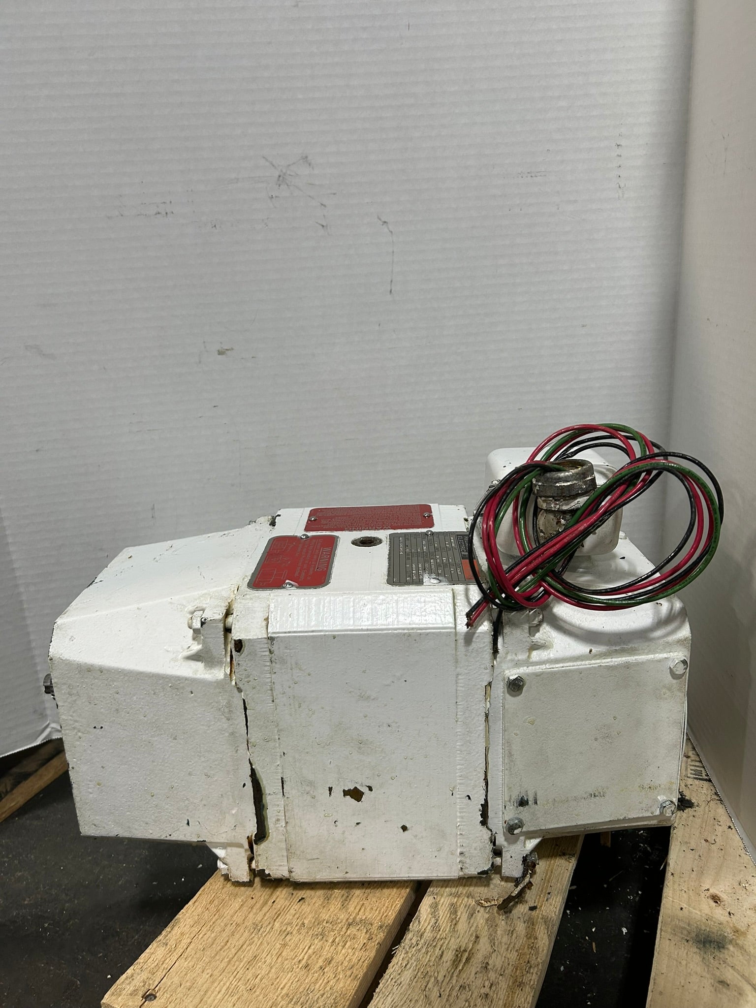 Reliance Electric 01KA599723-YY RPM III DC Motor 2HP 2500RPM 180V 10.00A Type TR