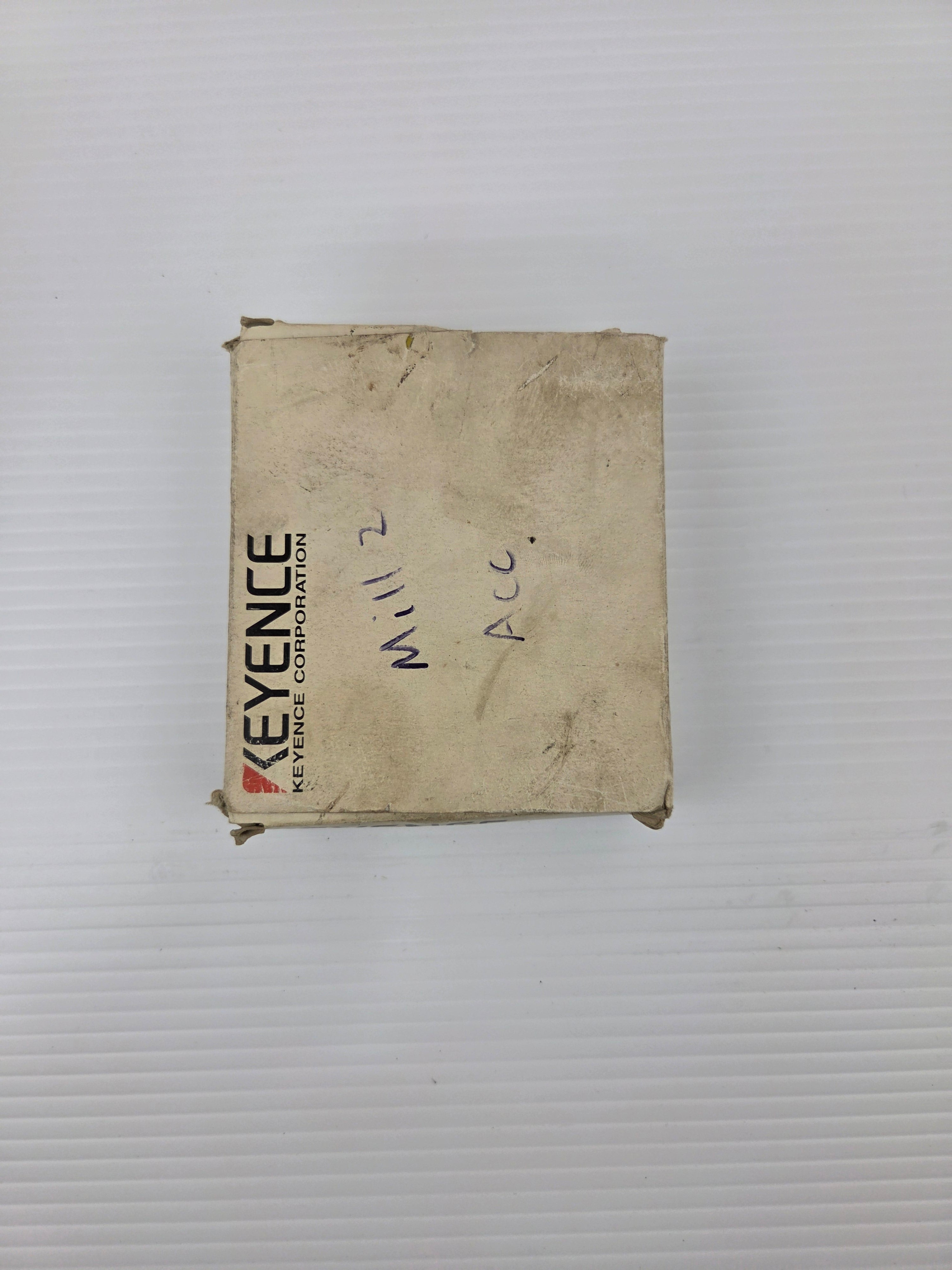 Keyence PS-26 Photoelectric Sensor Amplifier 85-240VAC DIN Rail Switch PS26