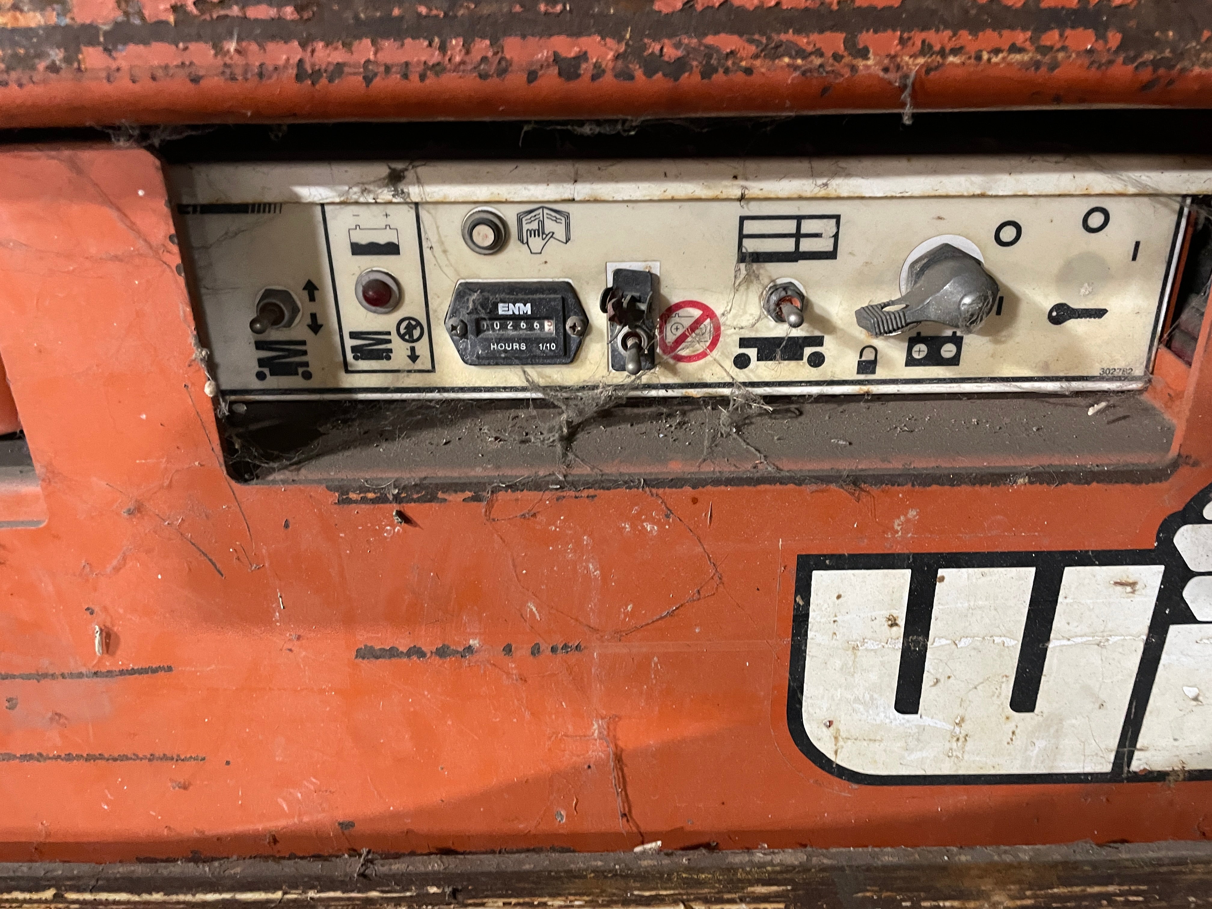 Snorkel Scissor Lift SL25 Electric 850 Lb. Capacity 25 Ft. Height 9726270797