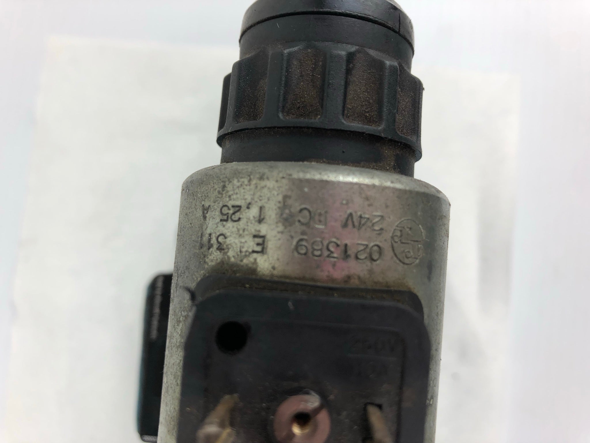 Rexroth Hydraulics Valve 4WE6J62/EG24NK4/B10 *00924597*