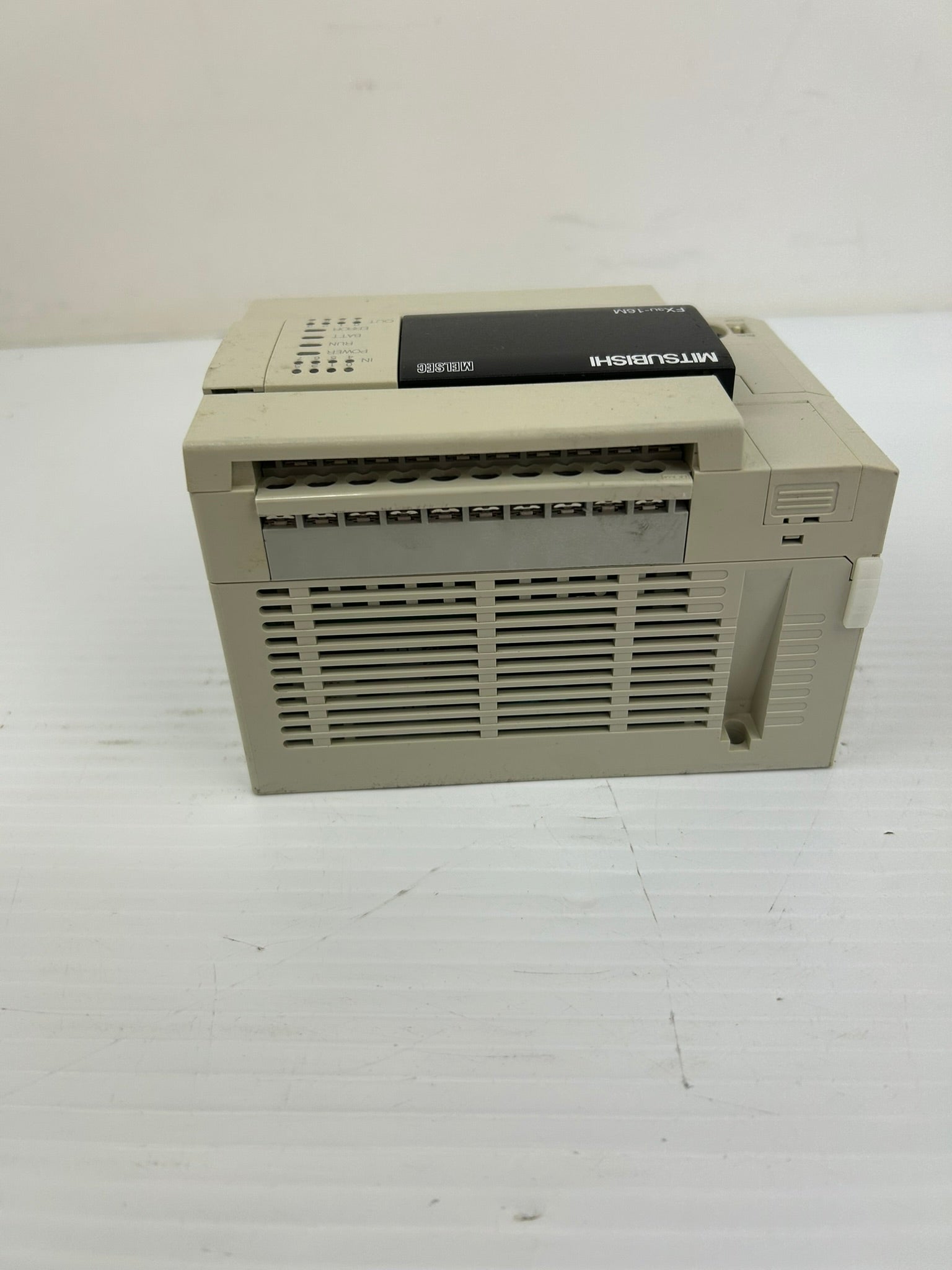 Mitsubishi Melsec FX3U-16MR/ES PLC Programmable Controller 100-240VAC 30W
