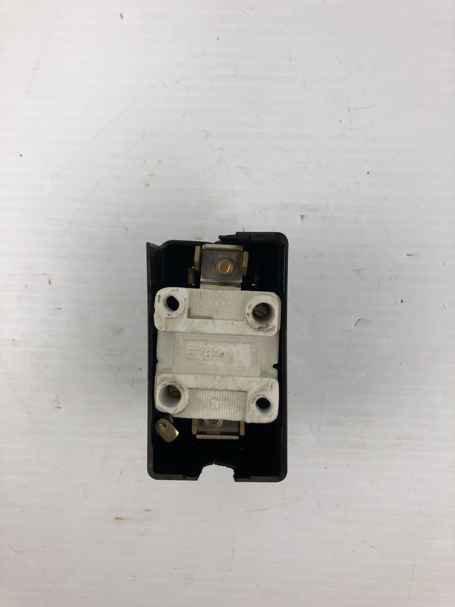 Fuse Holder with Bussmann Fuse 500V 50A - Damaged Cover