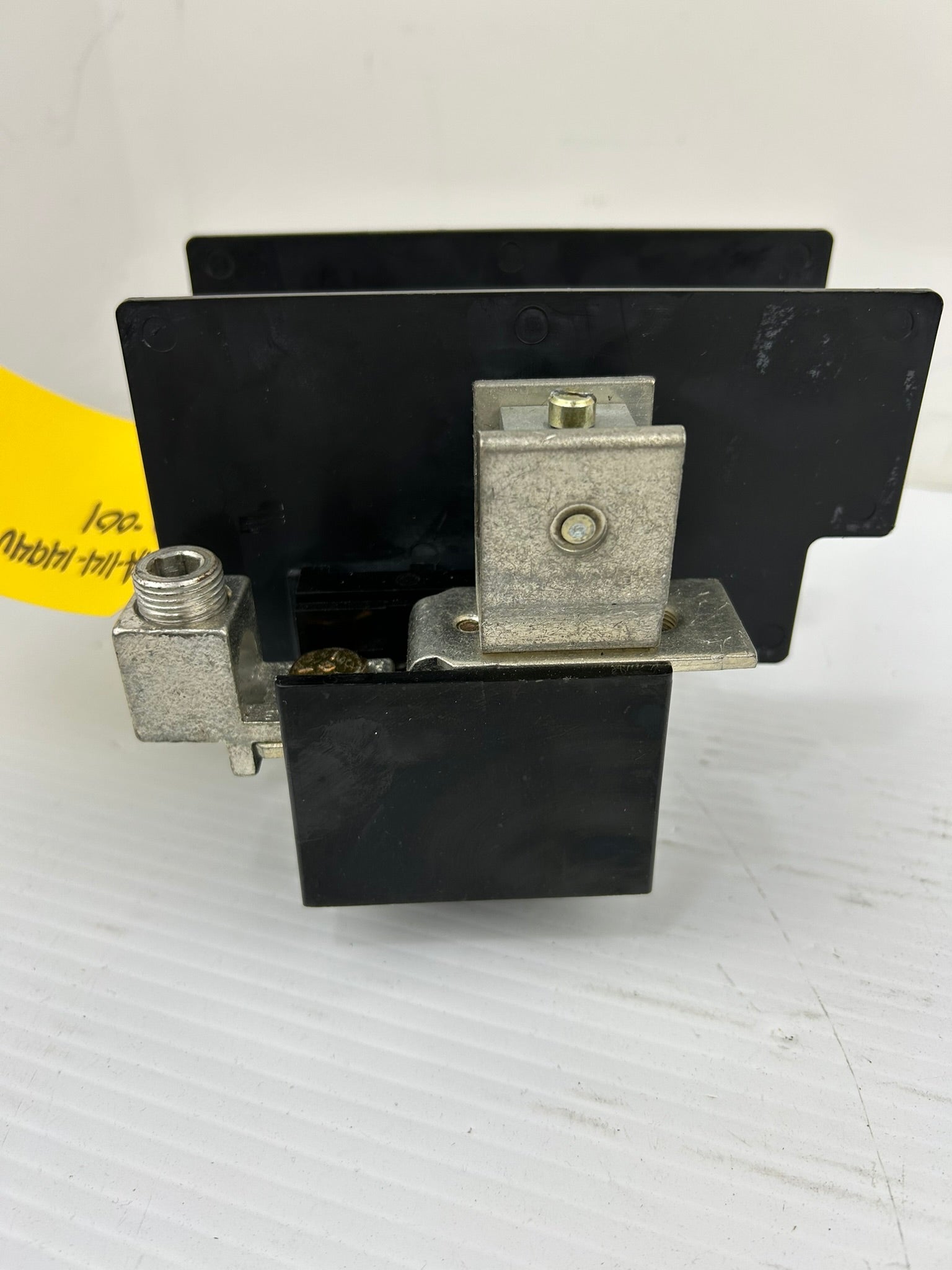 Allen Bradley 1494V-FSR622 Fuse Block Holder Series B 200 Amps 600 Volts Max