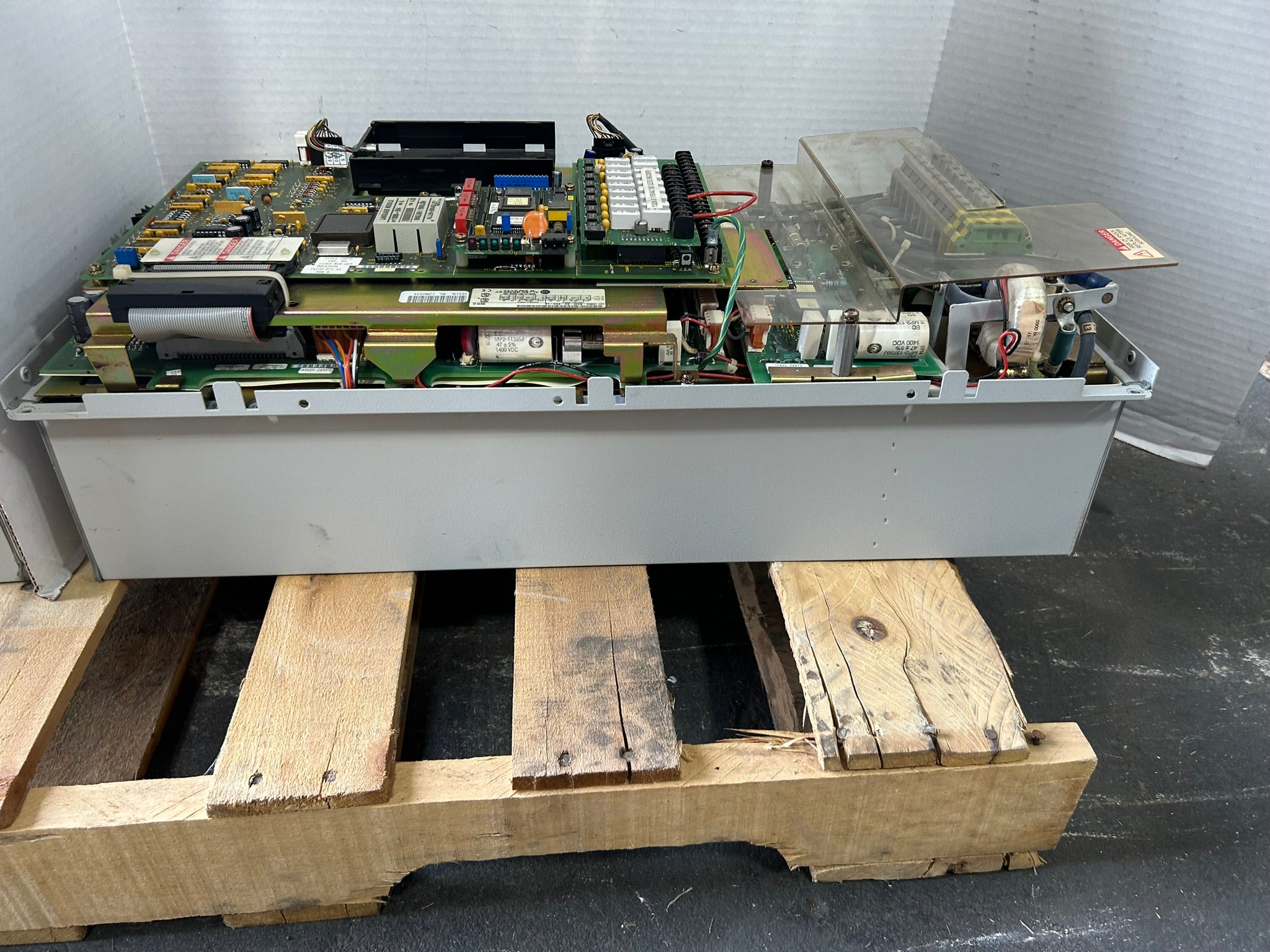 Allen Bradley Variable Frequency Drive 1336S-B040-AX-EN4-L6 /D - No Keypad