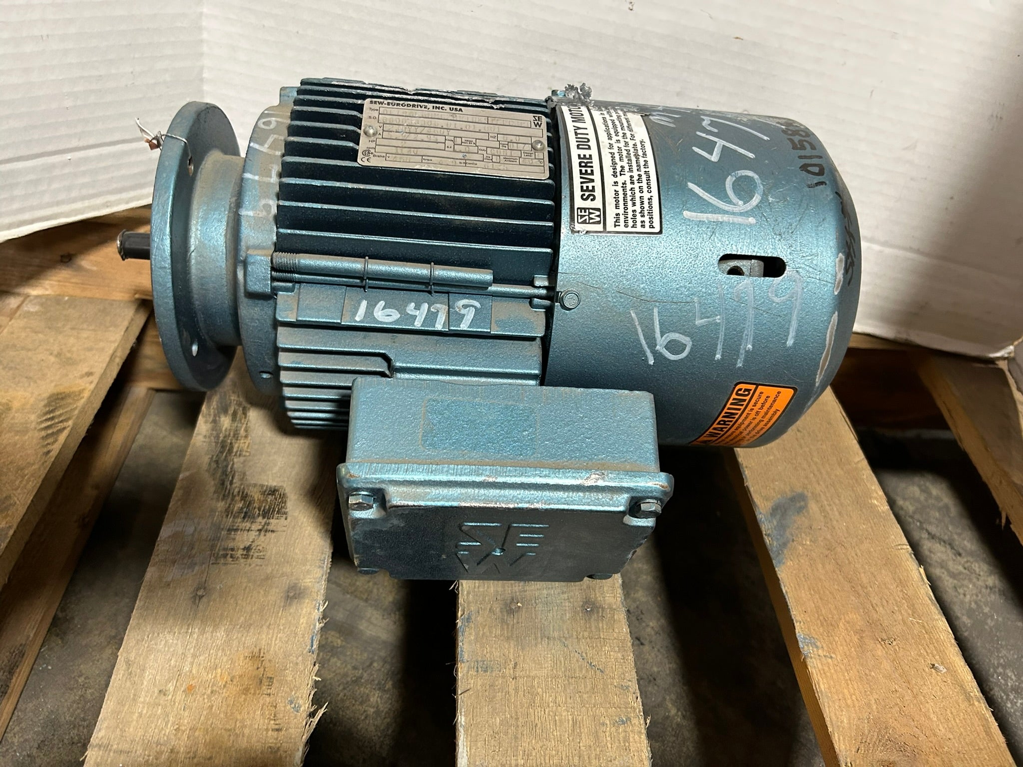 SEW Eurodrive DFT90L6 BMG2HR THKSTFFC 3PH Motor 2 HP 1140 RPM