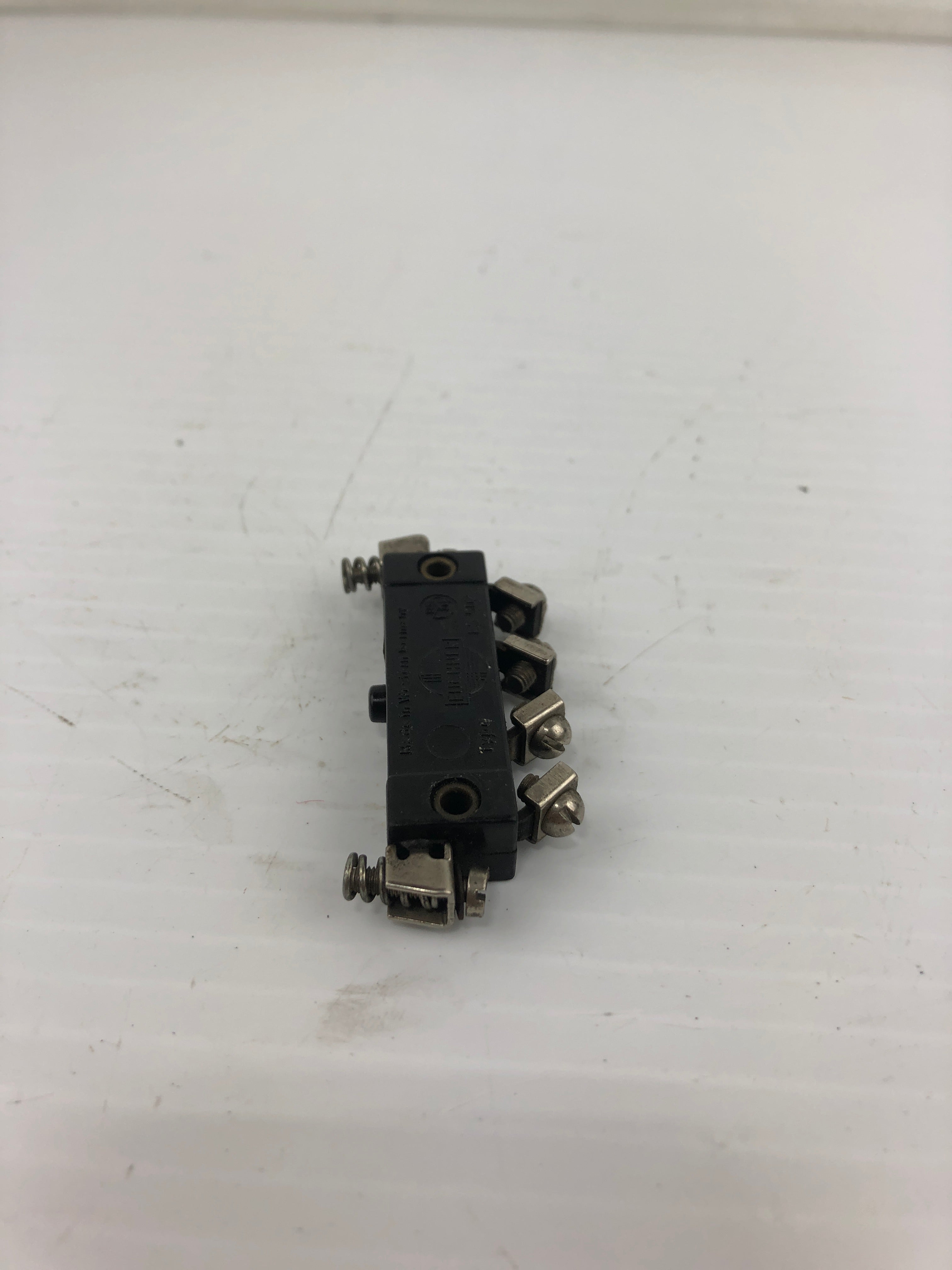 Euchner ES 502 Limit Switch 250V 16A