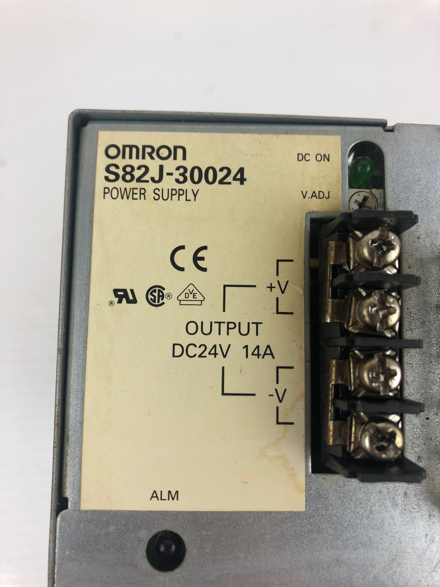 Omron S82J-30024 Power Supply