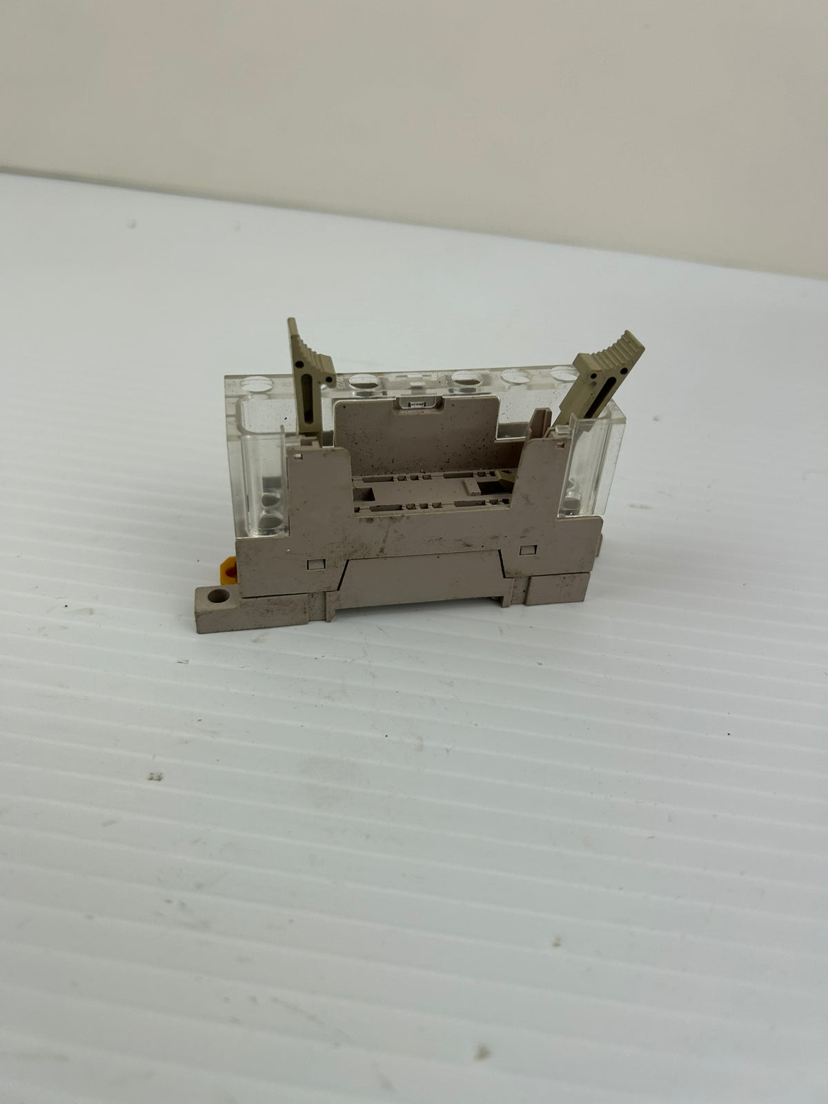 Omron P7SA-10F Relay Socket 10 Pin 6A 250VAC - Lot of 6