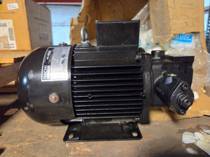 Nachi UVN-1A-0A4-1.5E-4G-12U AC Induction Motor 1.5kW 4P 1730 RPM 460VAC 3 Phase