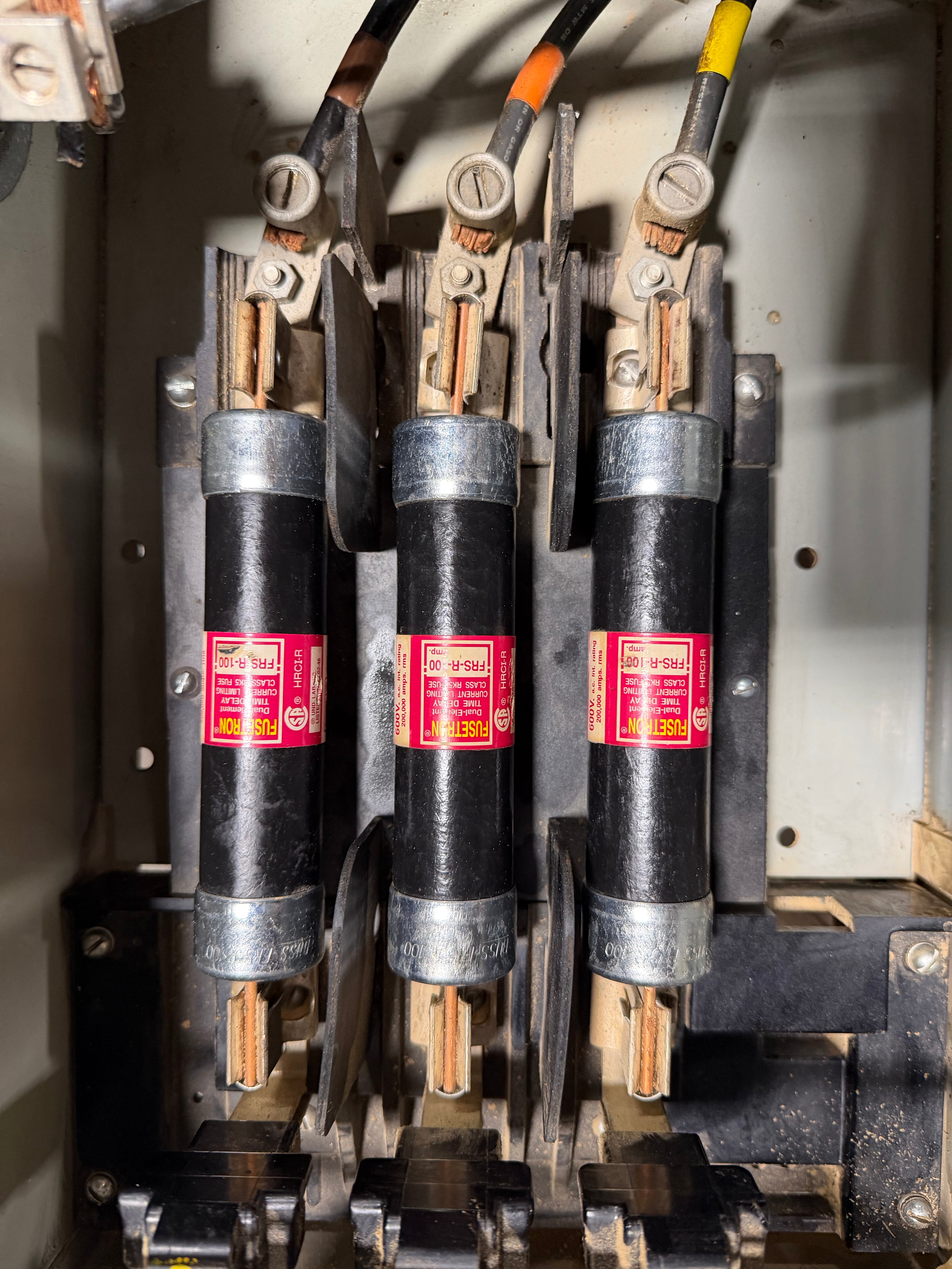 ITE Gould UV363 XL-U Fusible Bus Plug 100A 600V 3PH 3W Used