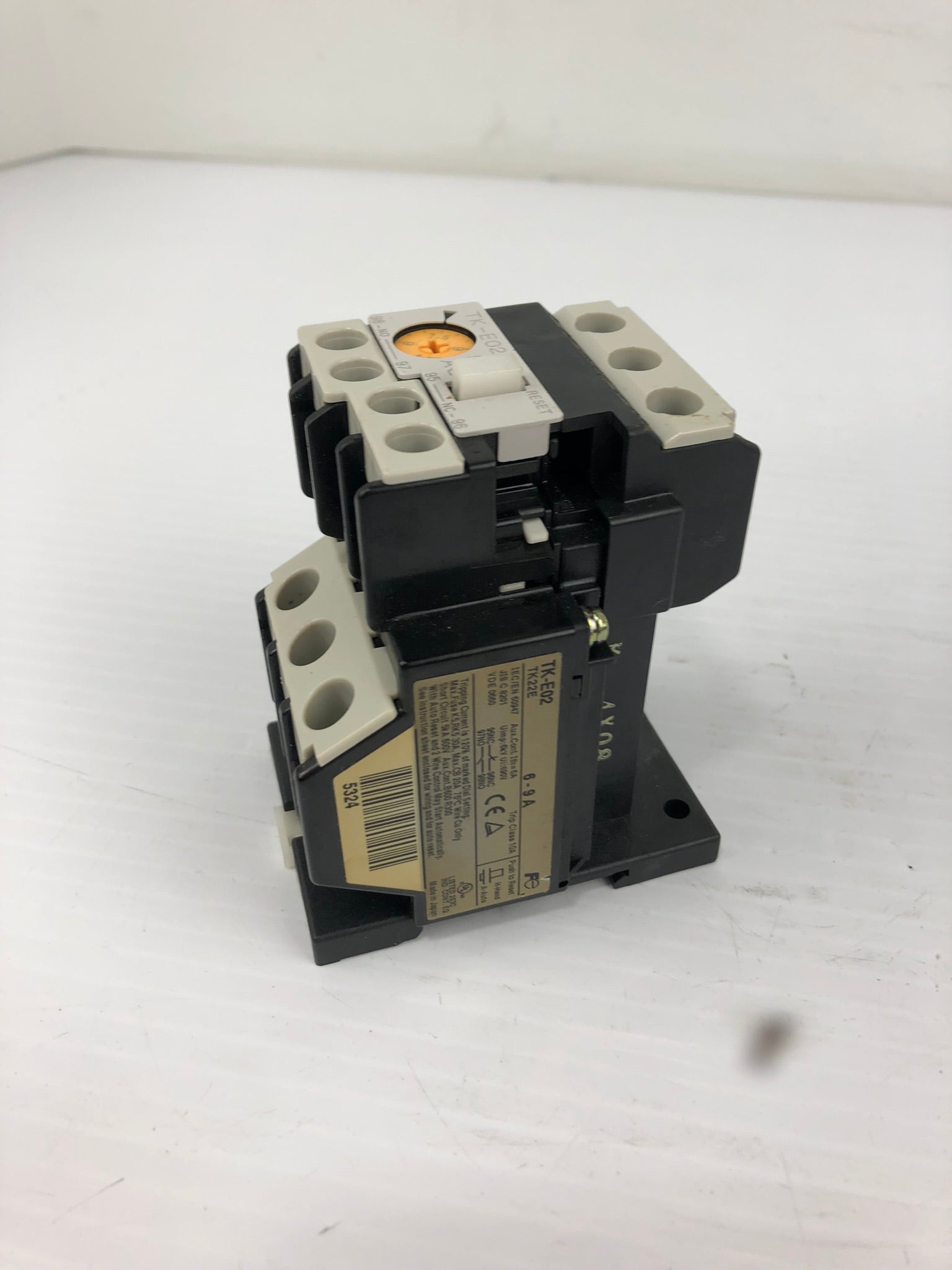 Fuji Electric TK-E02 Thermal Overload Relay TK22E 6-9A SZ-HCE TZ1HCE