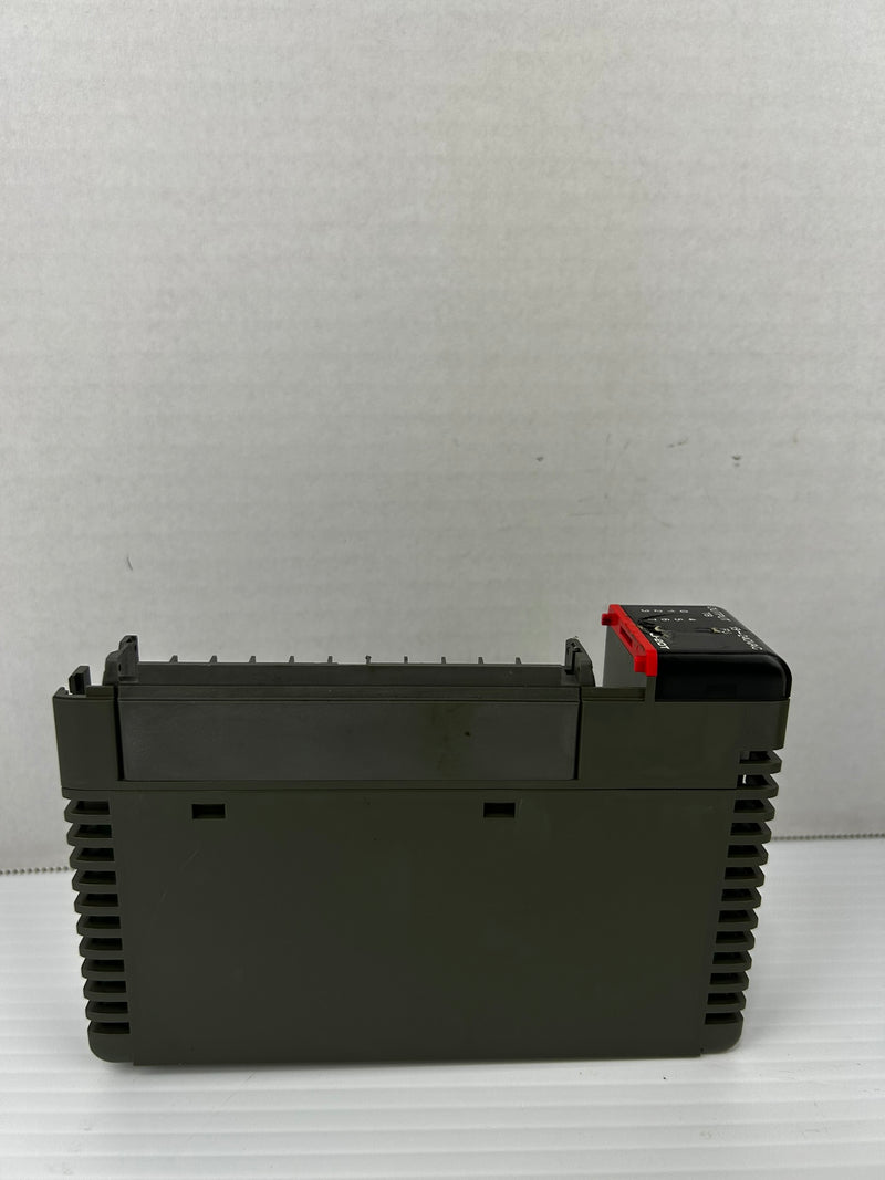 Siemens U-20T Output Module 18~240VAC 10mA 2A 50/60Hz