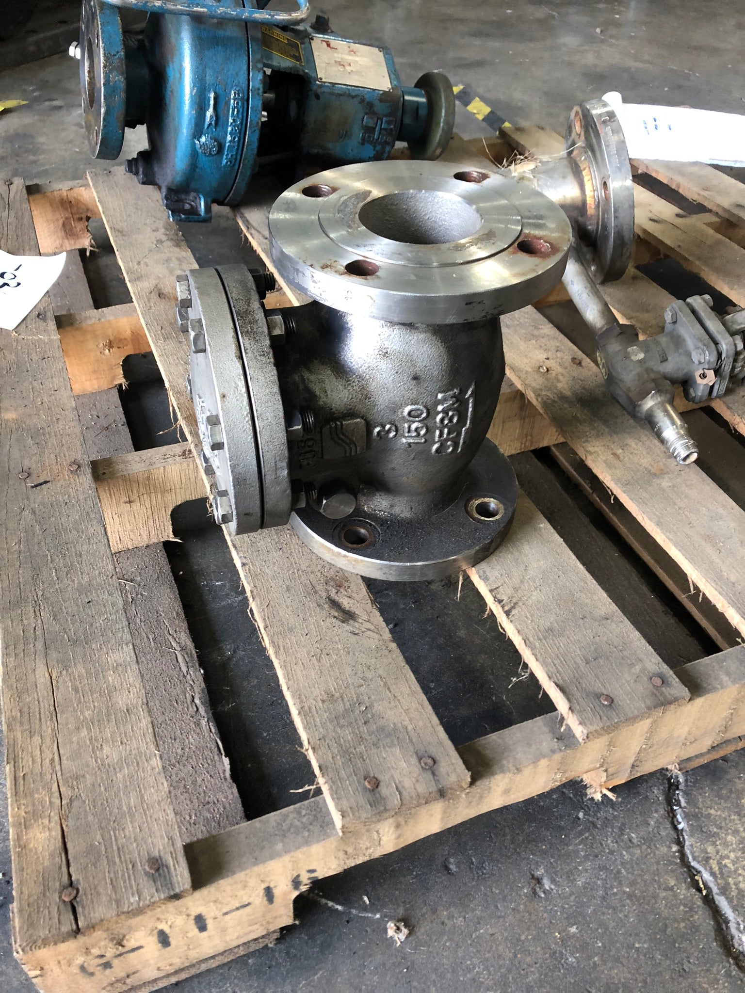 Valve GKG24 150-3 CF8M