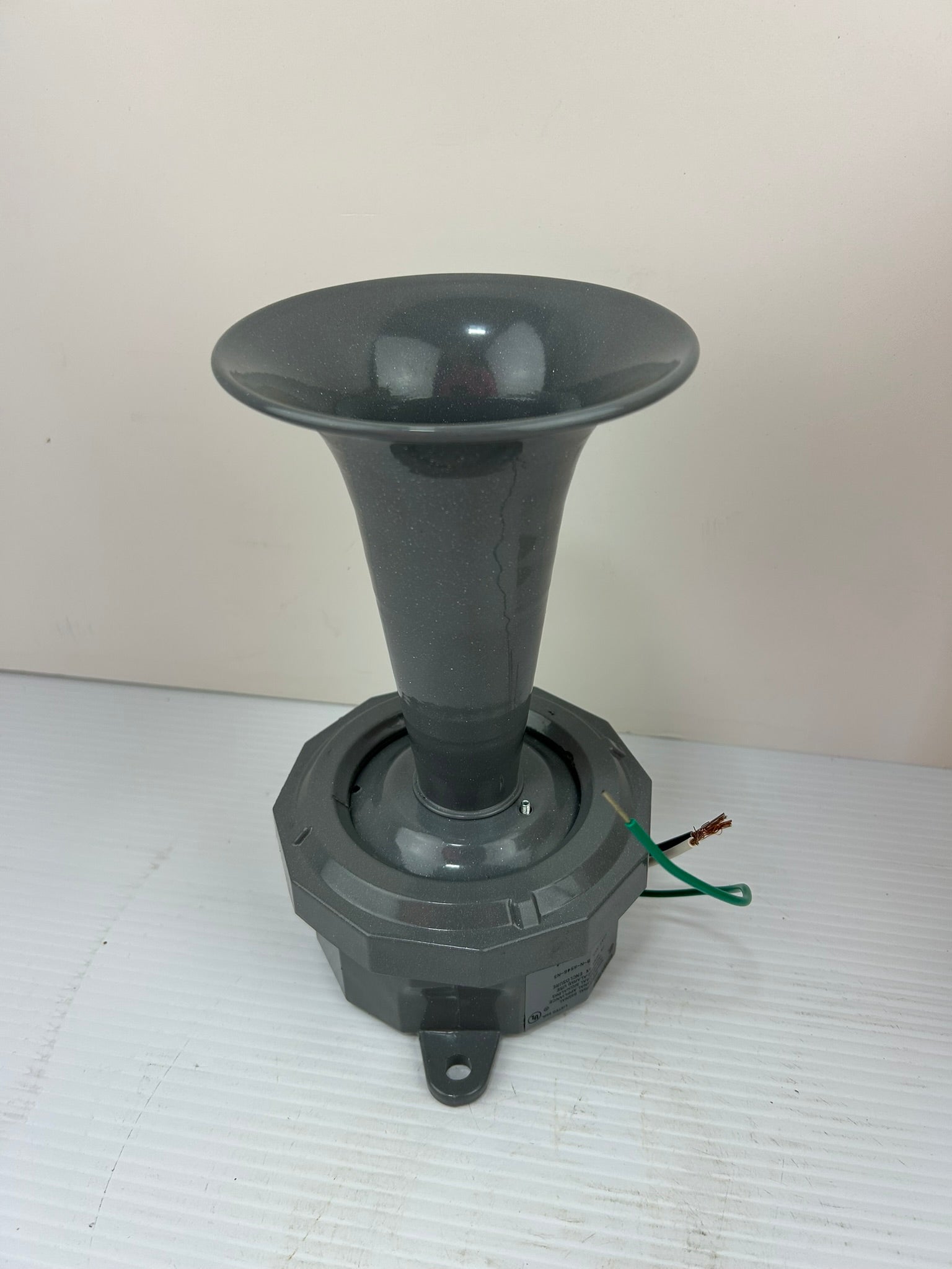 Edwards B-N-8546-N5 Adaptahorn Weatherproof Horn Single Projector 120VAC