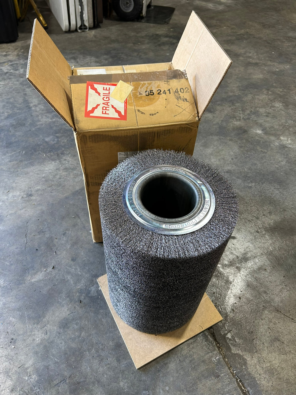 Kent 388.27K.45 Wide Face Deburring Brush 12"x18" .014" 6123486-RSA-L 30104
