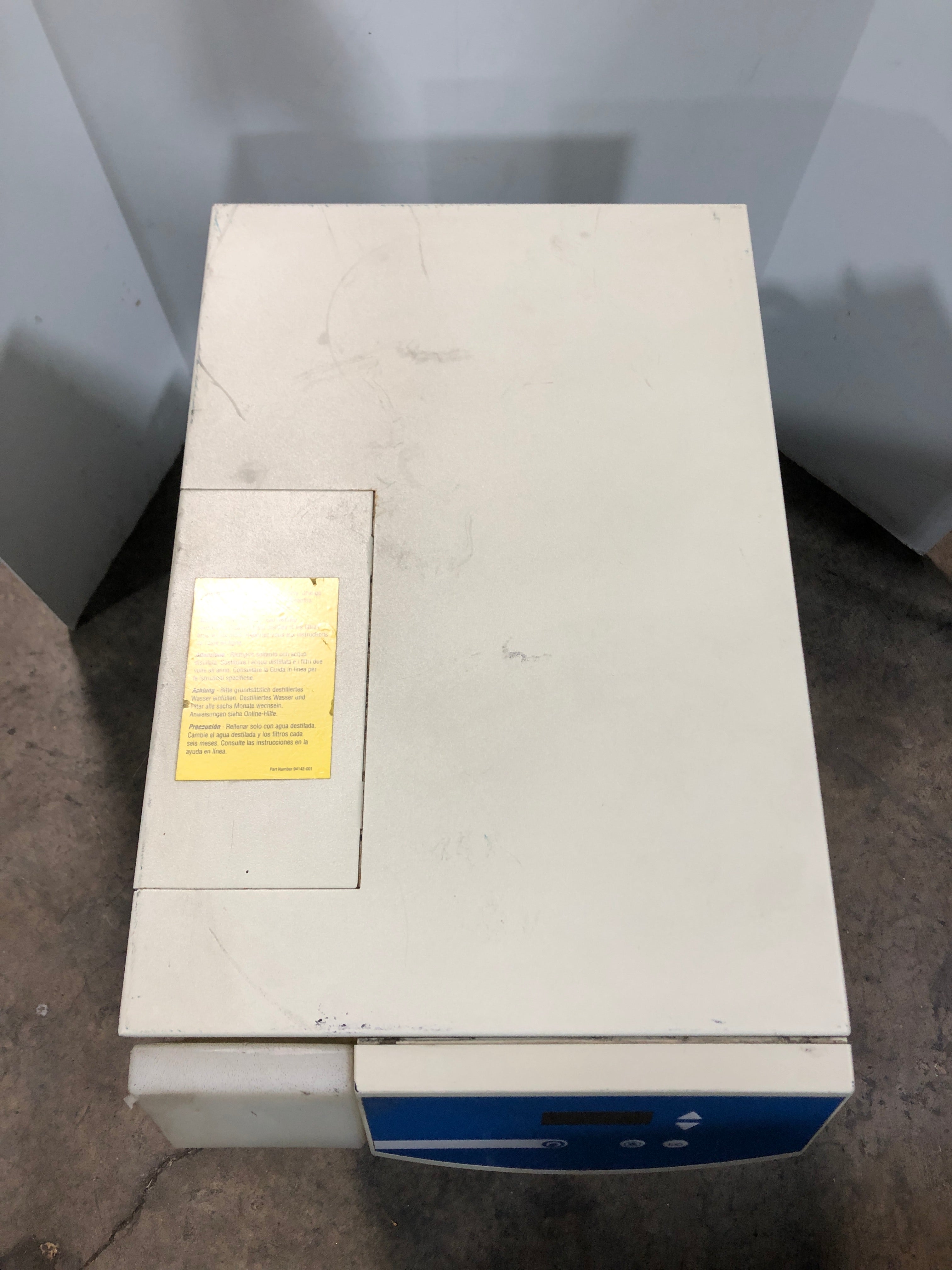 Thermo Scientific Neslab Merlin M33 Recirculating Chiller 263116030000