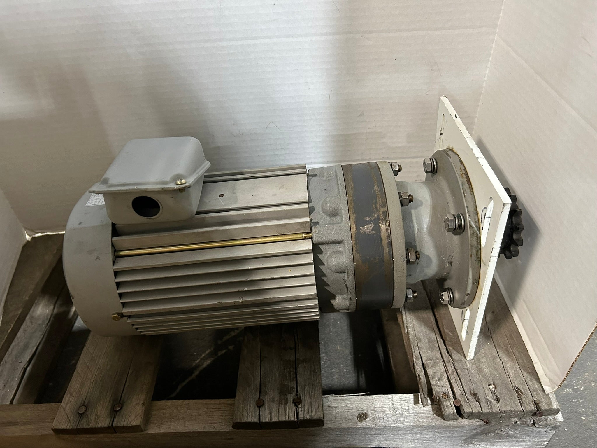 Sumitomo SM-Cyclo 3 Phase Induction Motor 2HP 4P Type TC-F 230/460V 60Hz 1740RPM