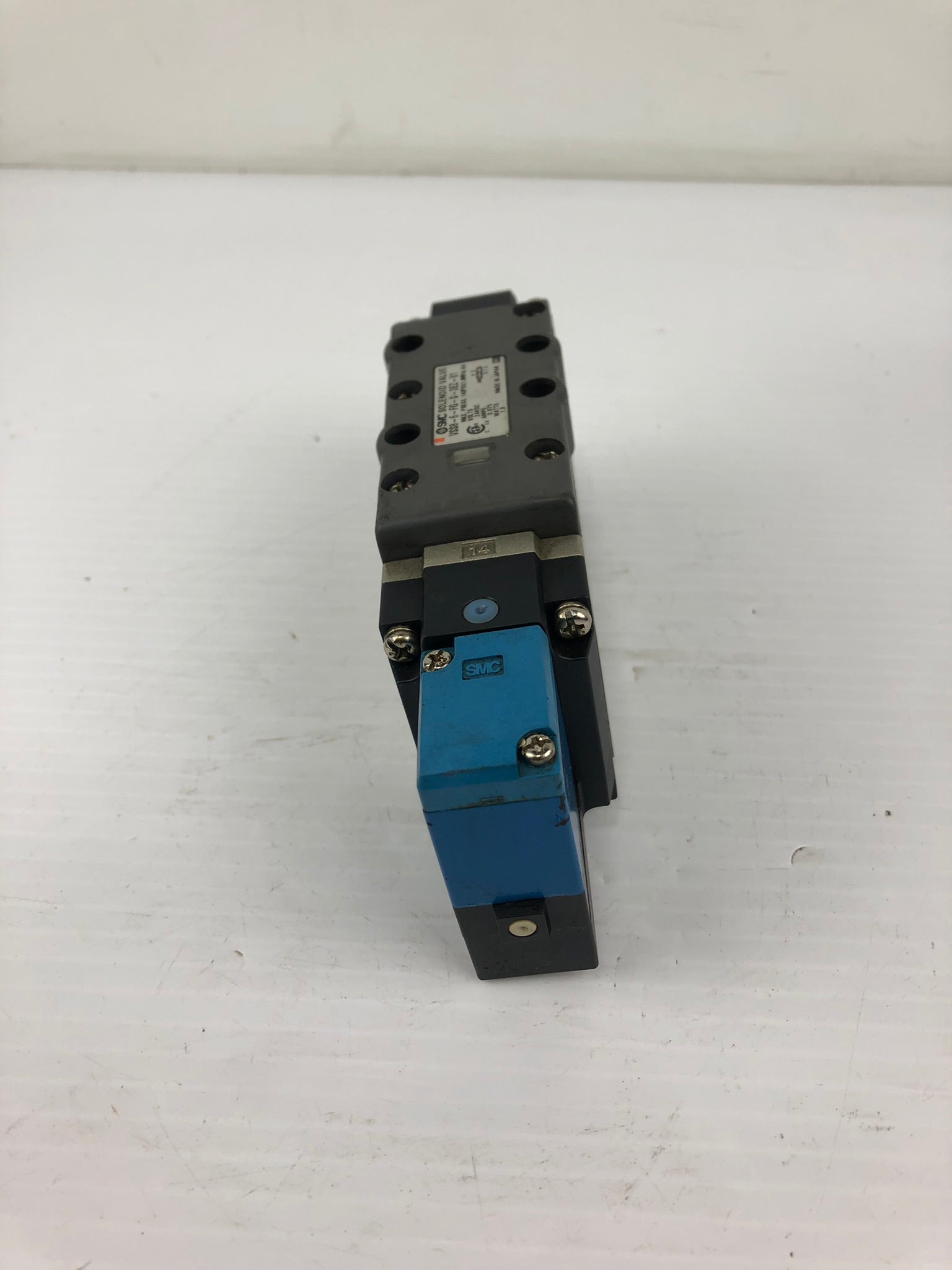 SMC VSS8-6-FG-S-3EZ-V1 Solenoid Valve