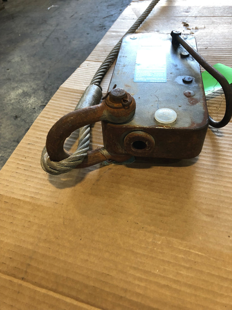 Blocstop BS3530 Wire Rope Safety Device 6000 lbs. Lift Pull – Metal ...