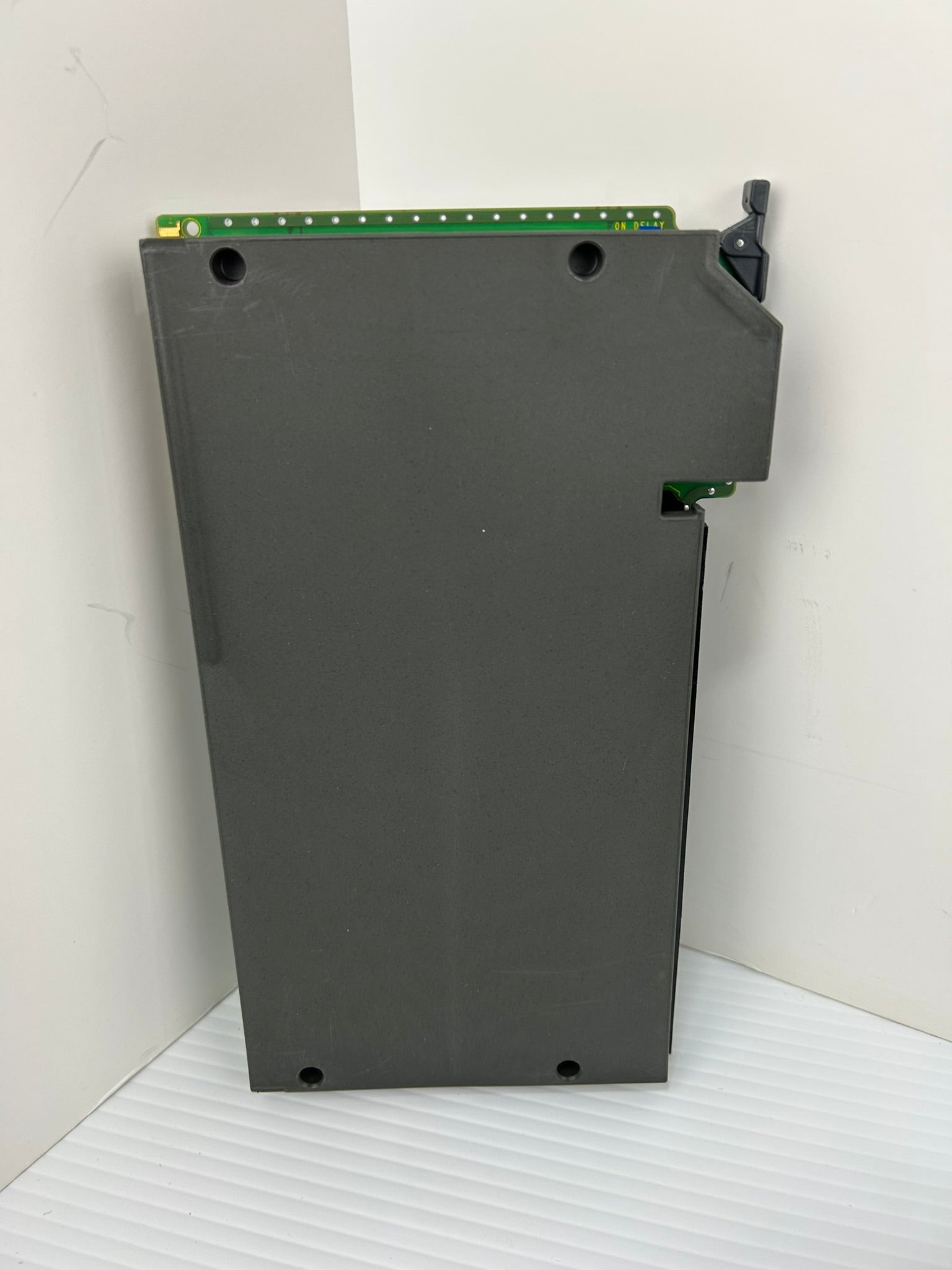 Allen-Bradley 1771-IAD AC/DC Input Module Series D Rev B03