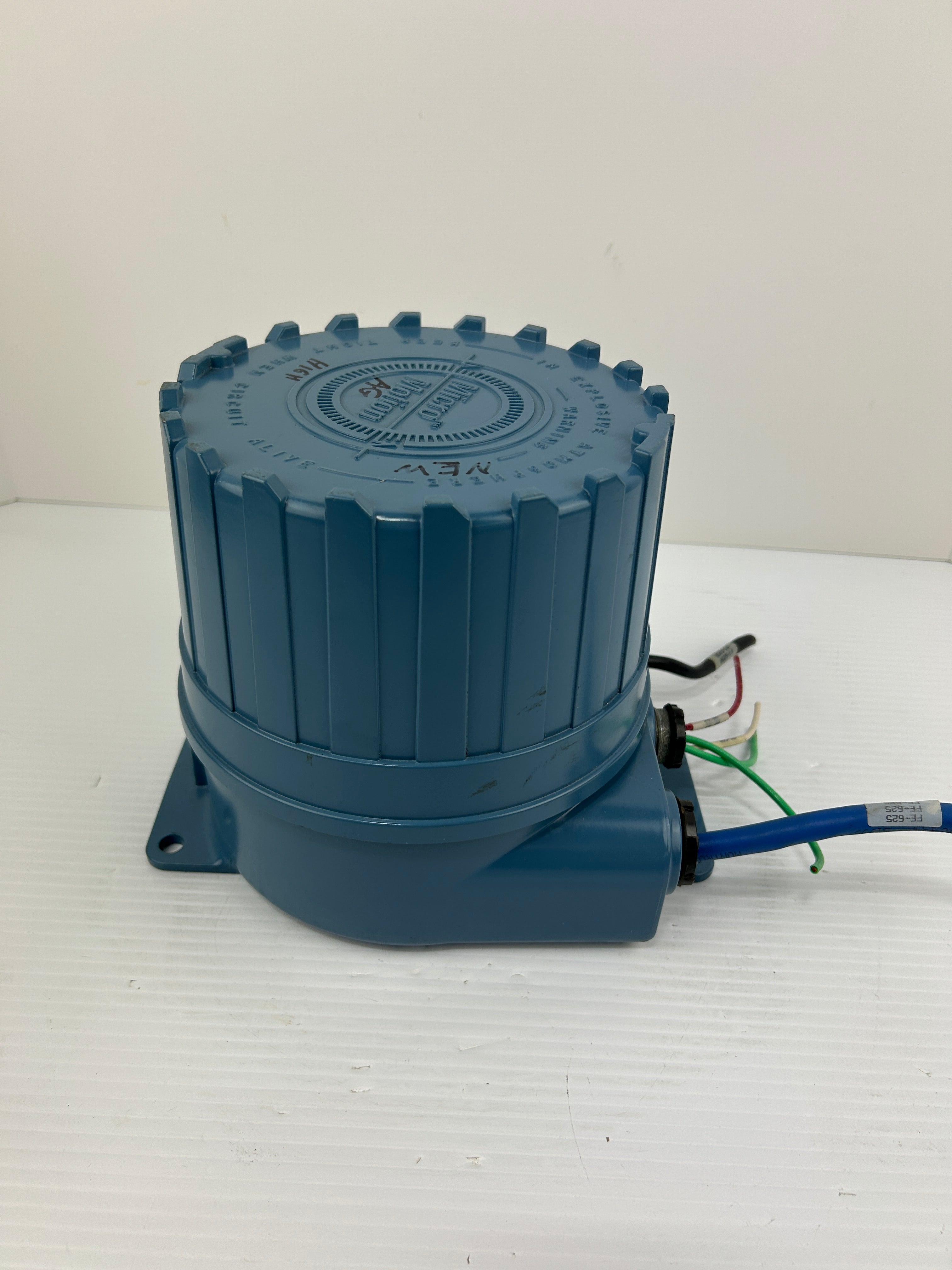 Micro Motion 9739MVD63UJEZZZ Remote Flow Transmitter 15V 500mA